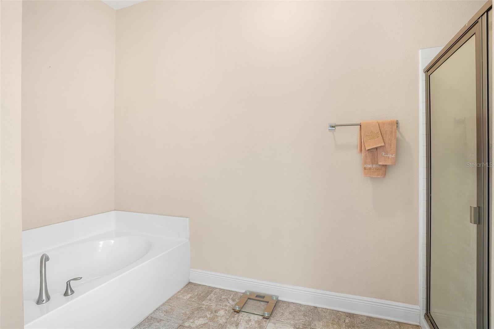 Image 23 of 42 For 7732 Sloewood Drive