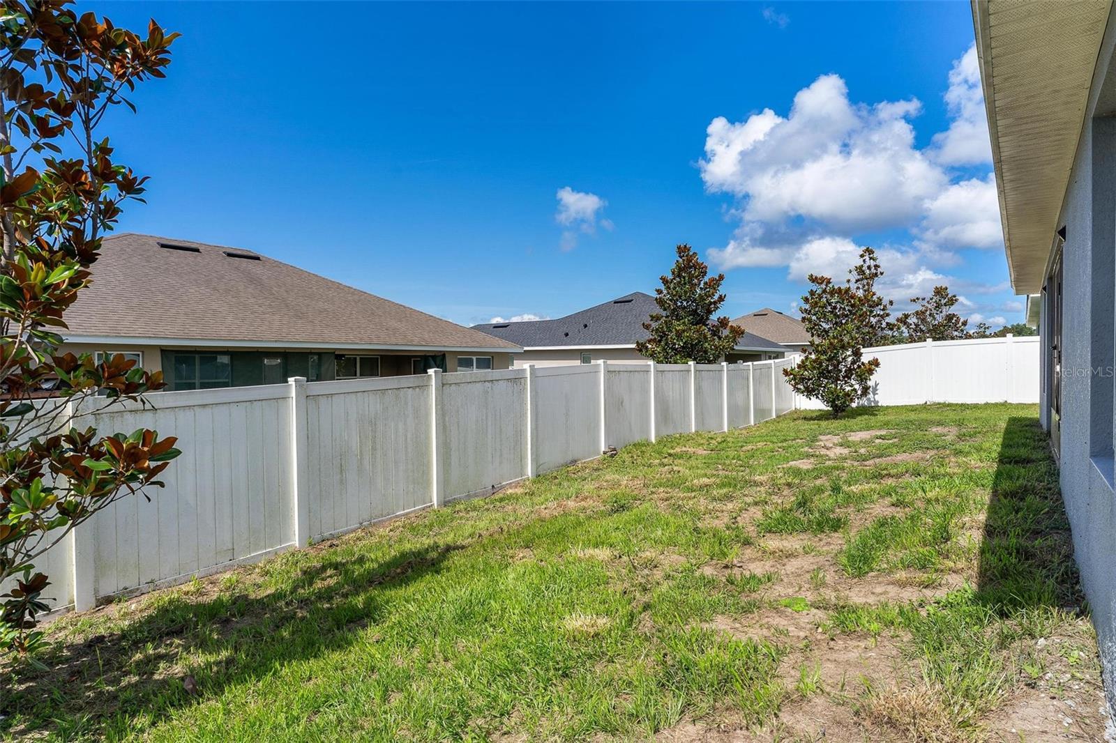 Image 35 of 42 For 7732 Sloewood Drive