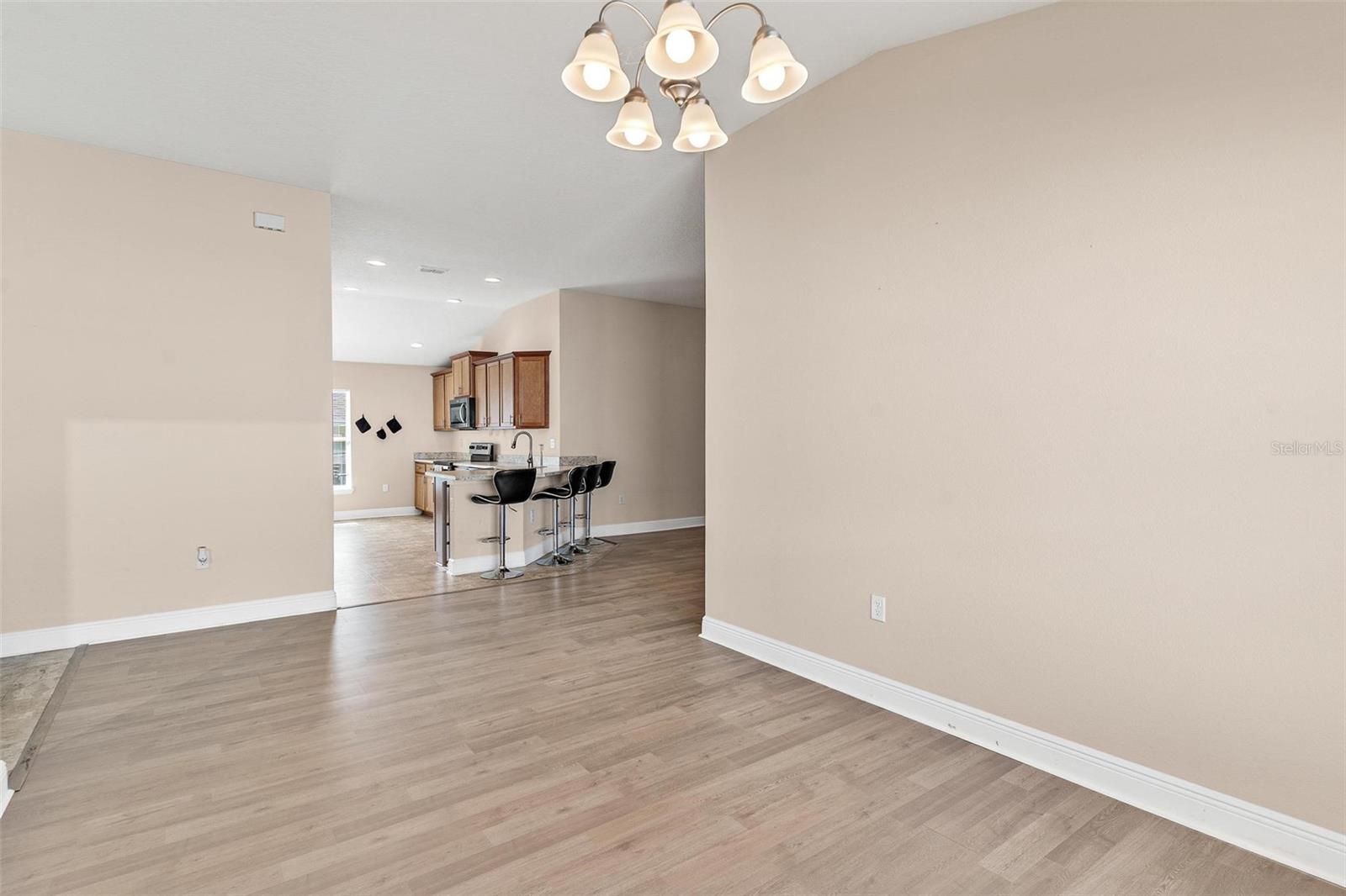 Image 9 of 42 For 7732 Sloewood Drive