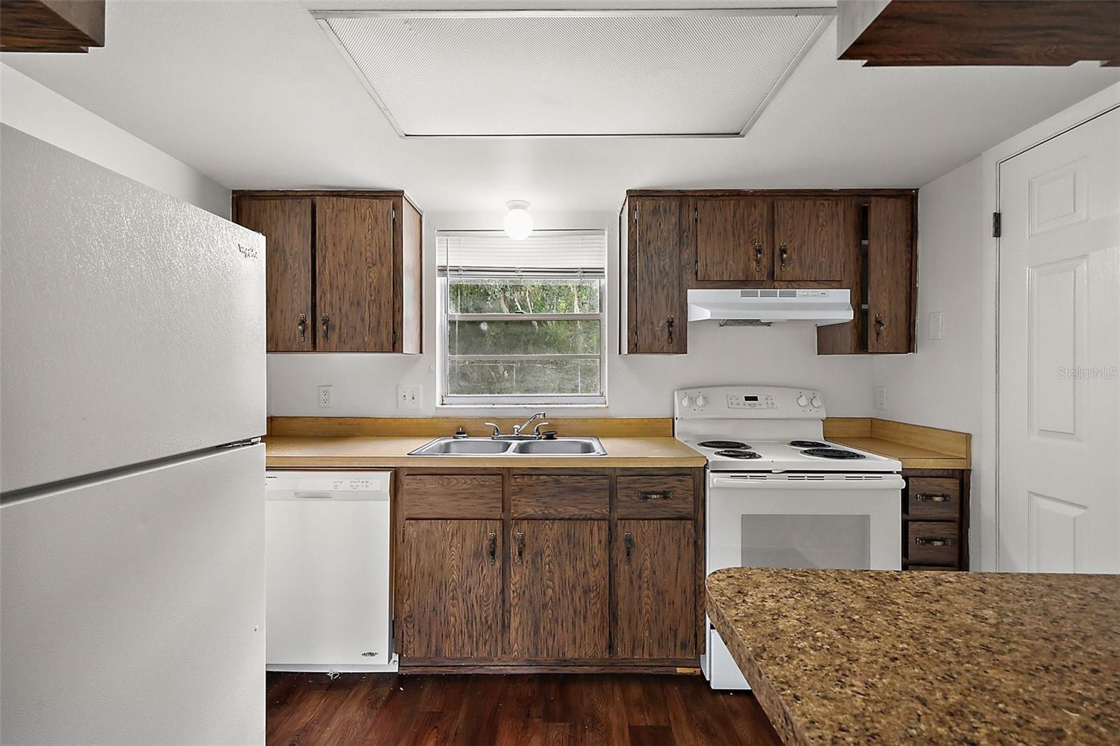Image 30 of 55 For 600 Oak Terrace Drive