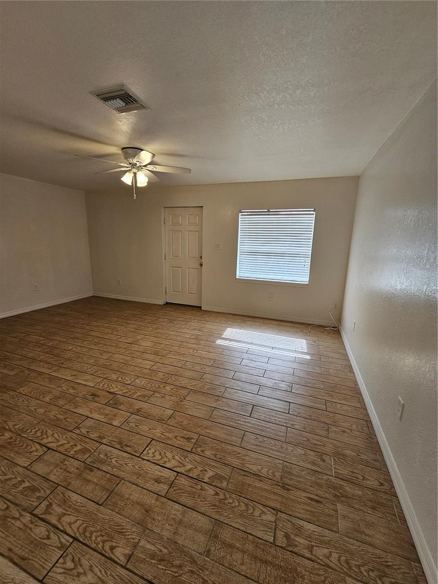 Image 6 of 18 For 18228 Kirk Island Lane C