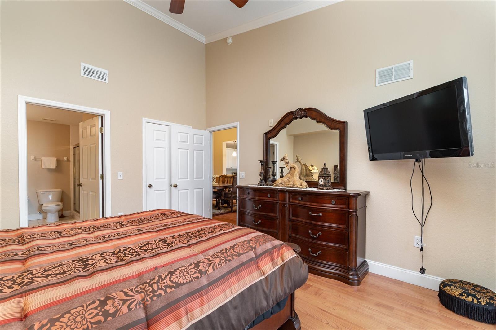 Image 6 of 19 For 9025 Colby Drive 2121