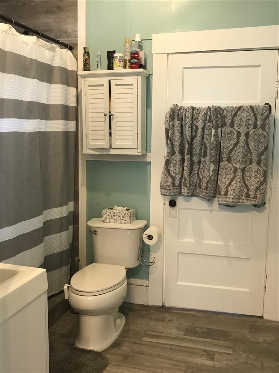 Image 10 of 14 For 17548 9th Street
