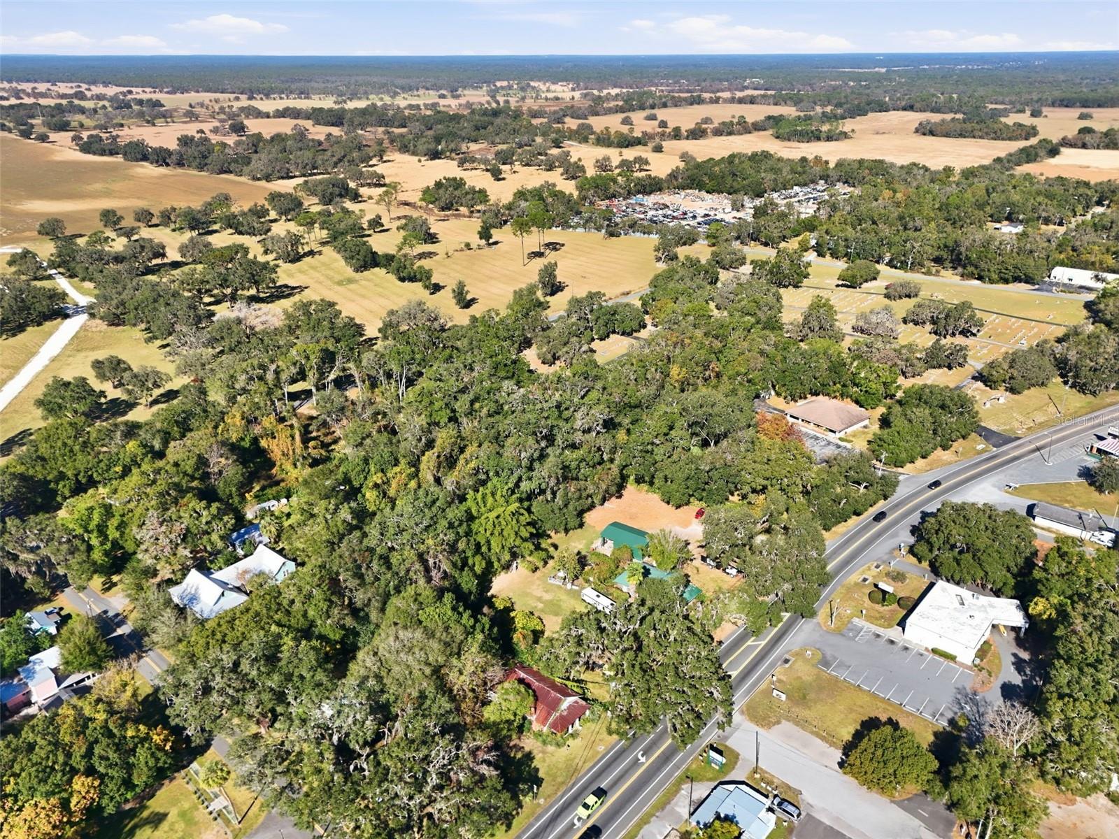 Listing photo id 3 for 7698 Florida Avenue 1