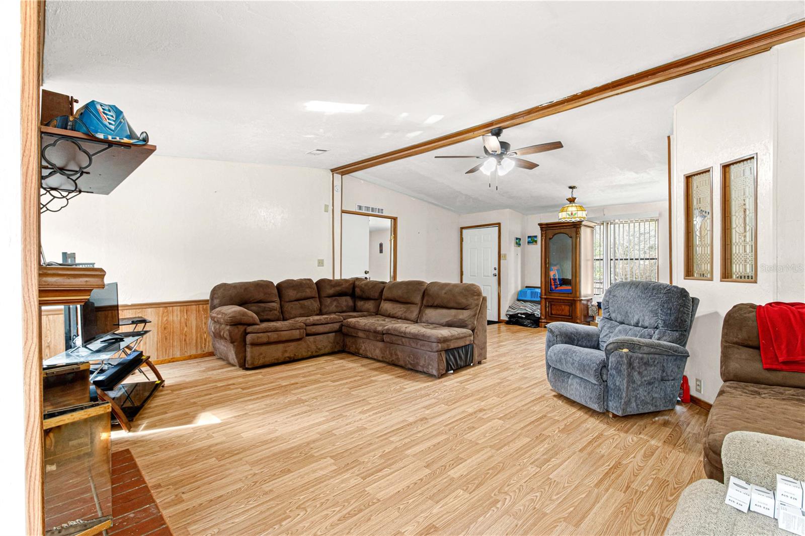Image 10 of 42 For 16734 2nd Street Road