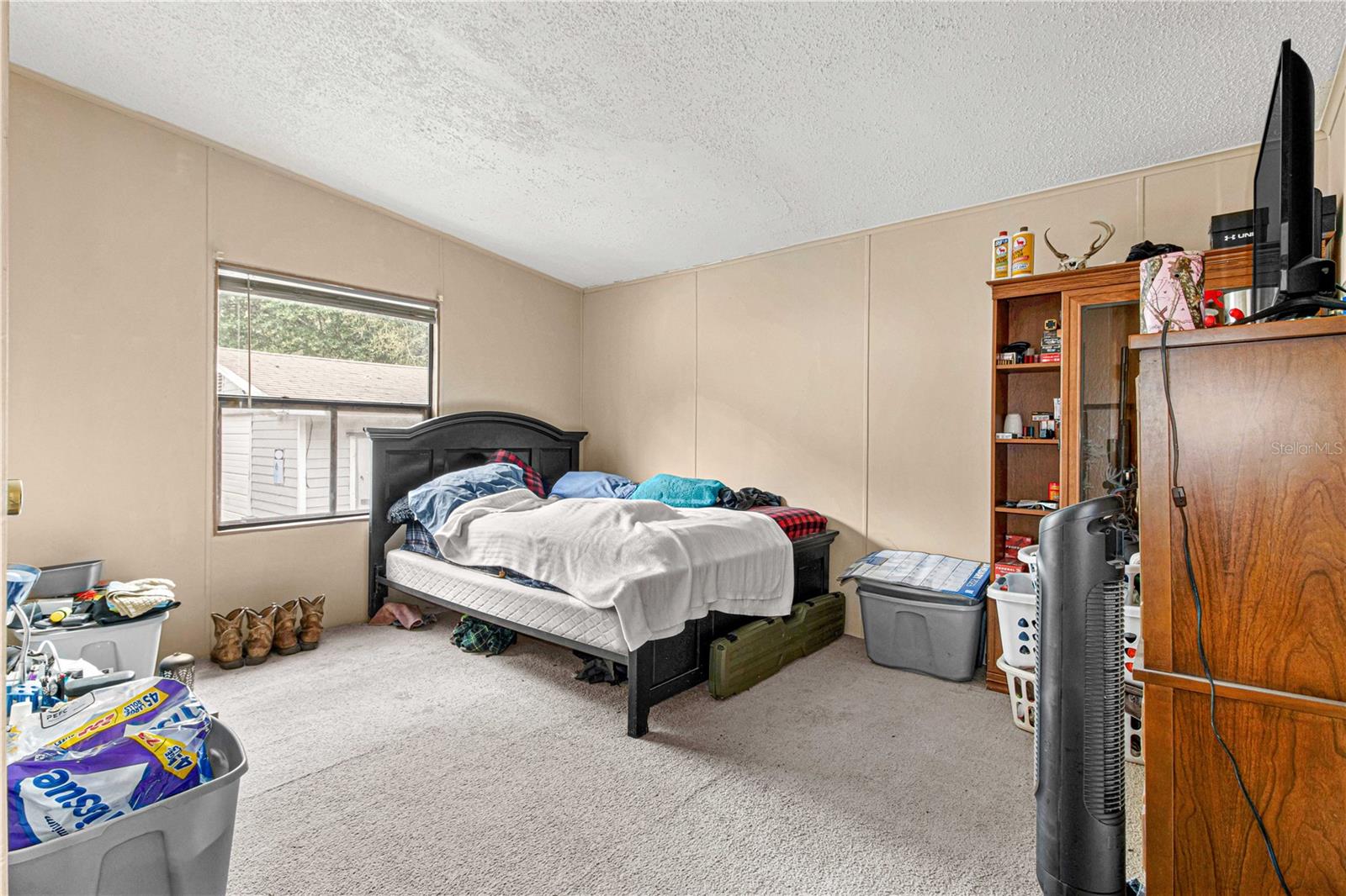 Image 21 of 42 For 16734 2nd Street Road