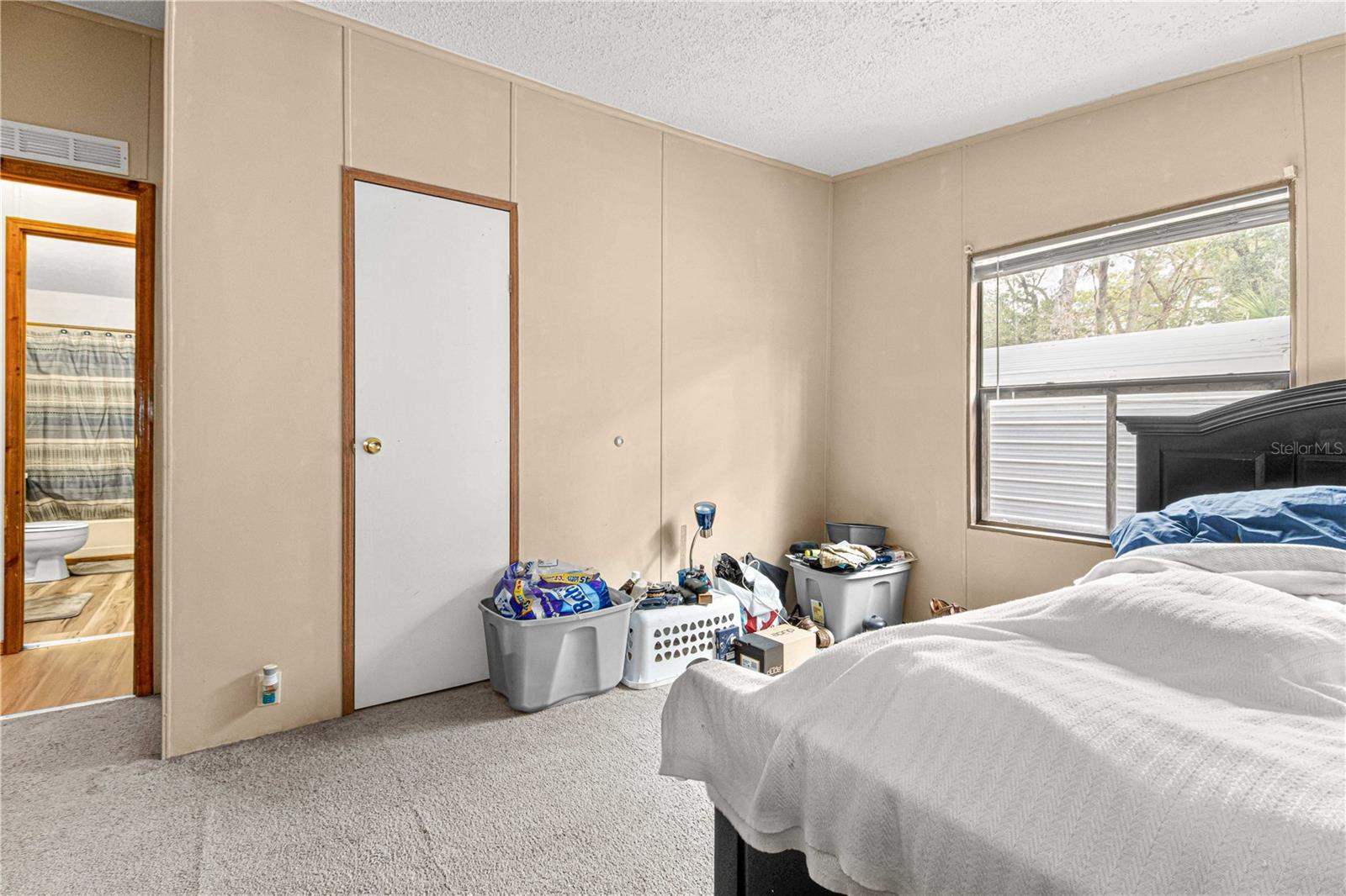 Image 22 of 42 For 16734 2nd Street Road