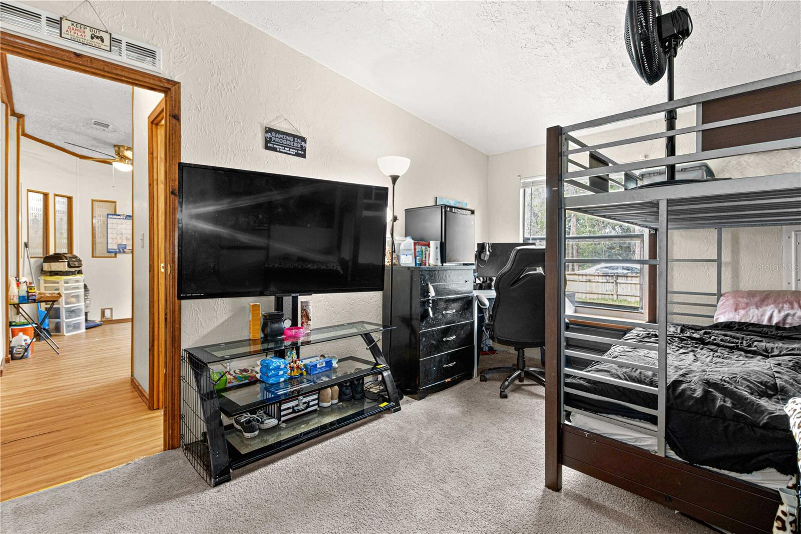 Image 25 of 42 For 16734 2nd Street Road