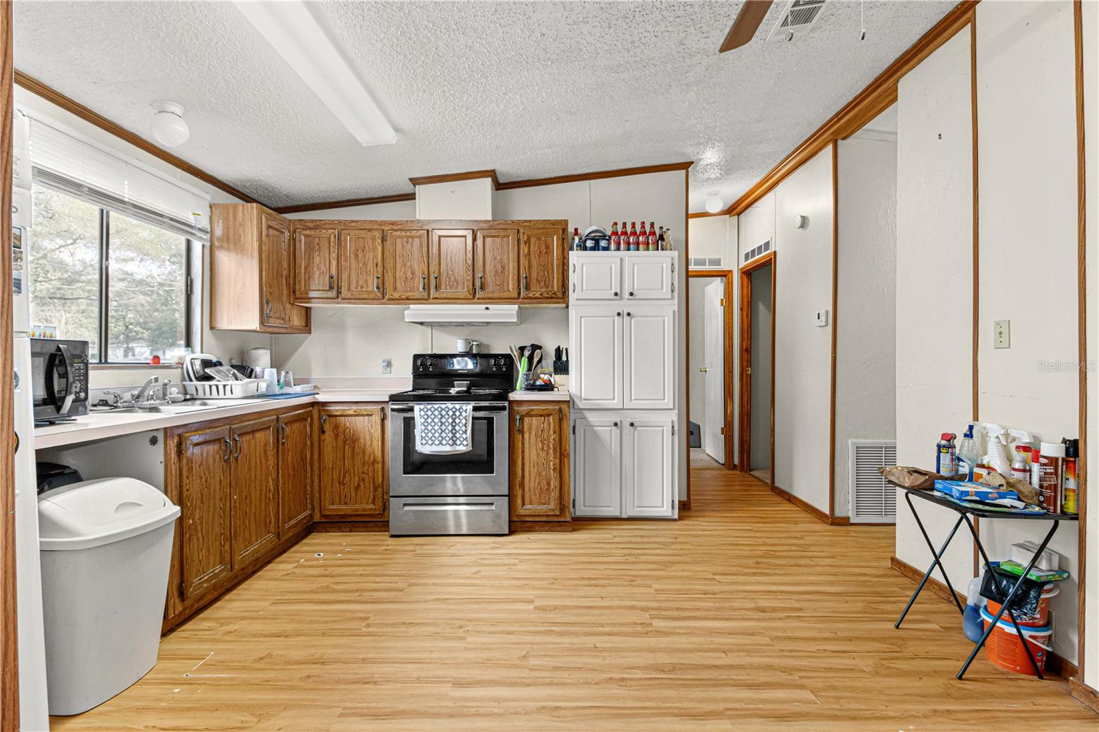 Image 28 of 42 For 16734 2nd Street Road