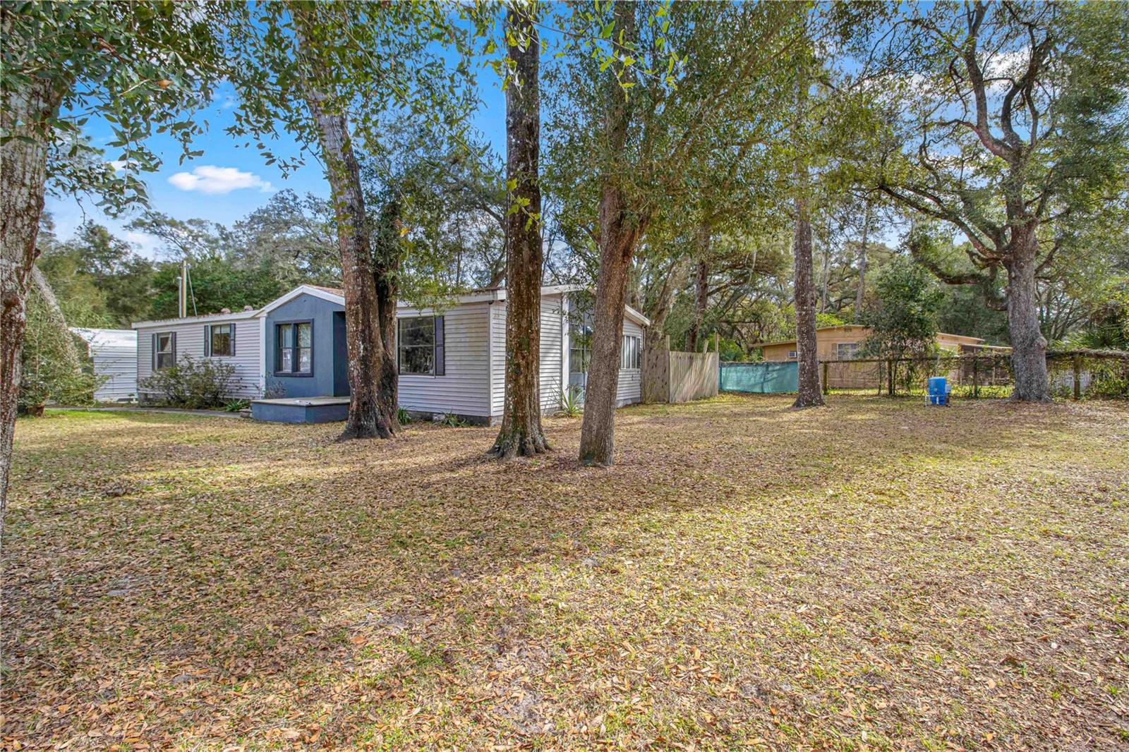 Image 4 of 42 For 16734 2nd Street Road