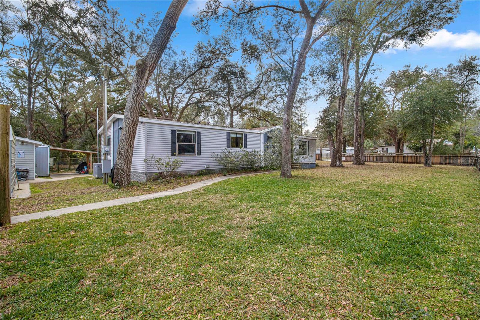 Image 5 of 42 For 16734 2nd Street Road