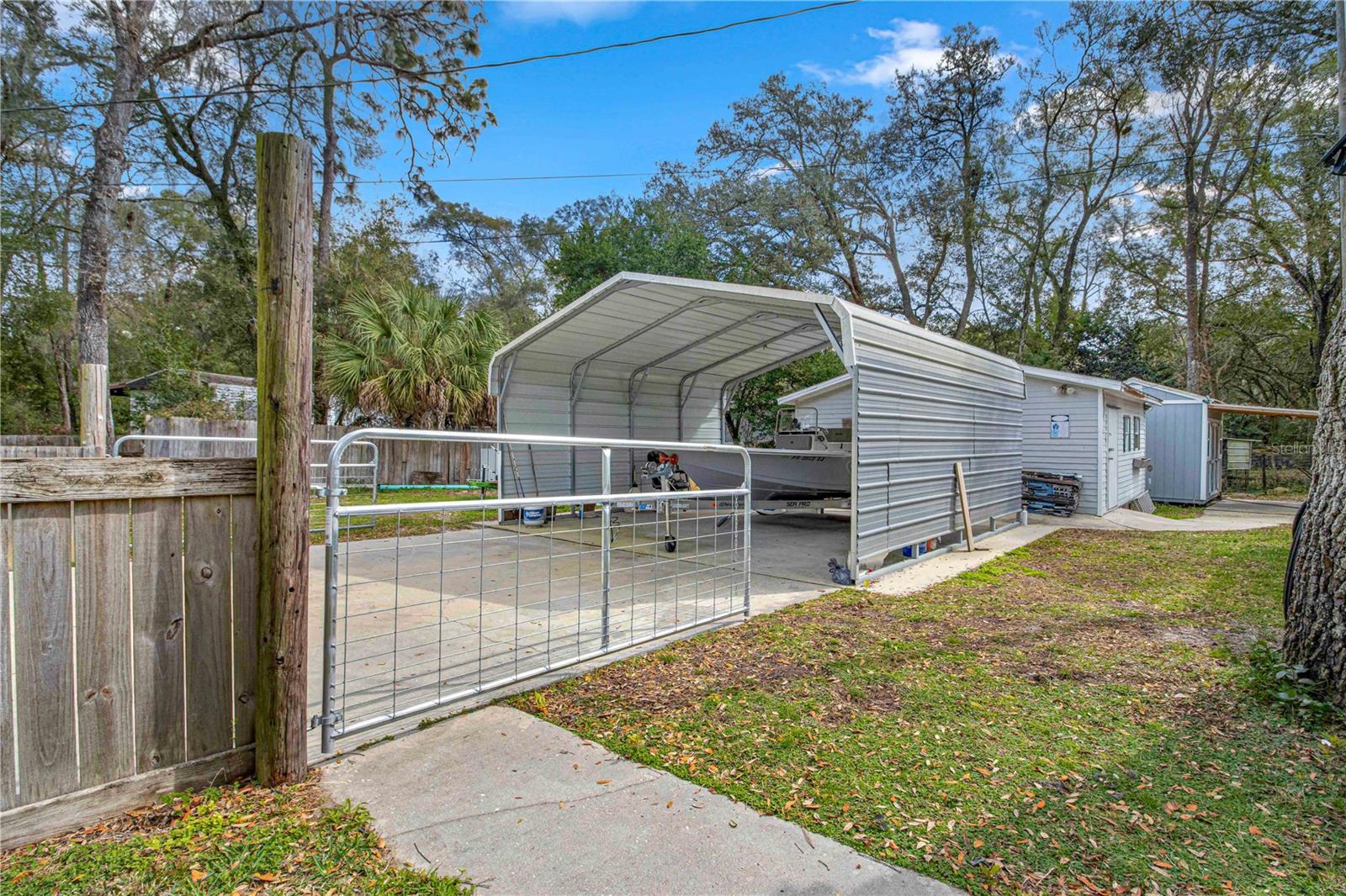 Image 7 of 42 For 16734 2nd Street Road
