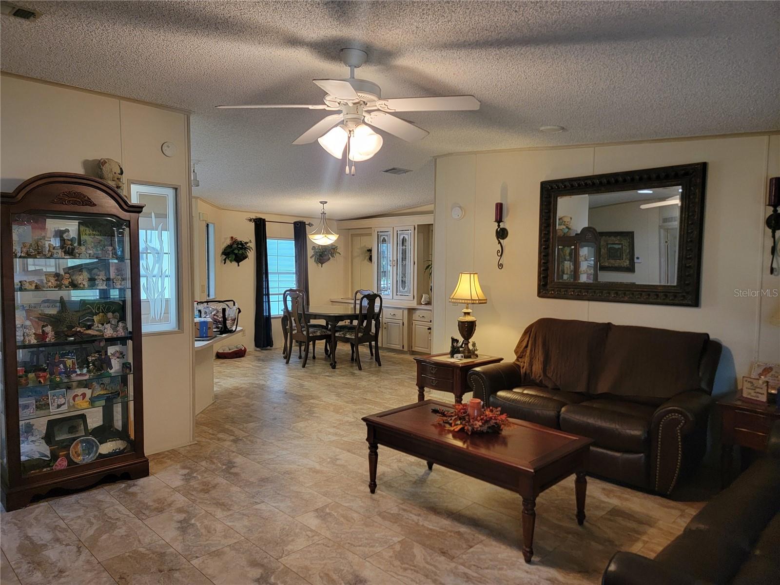 Image 11 of 42 For 5057 El Destino Drive