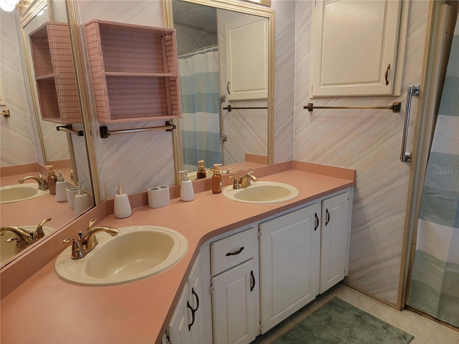 Image 17 of 42 For 5057 El Destino Drive