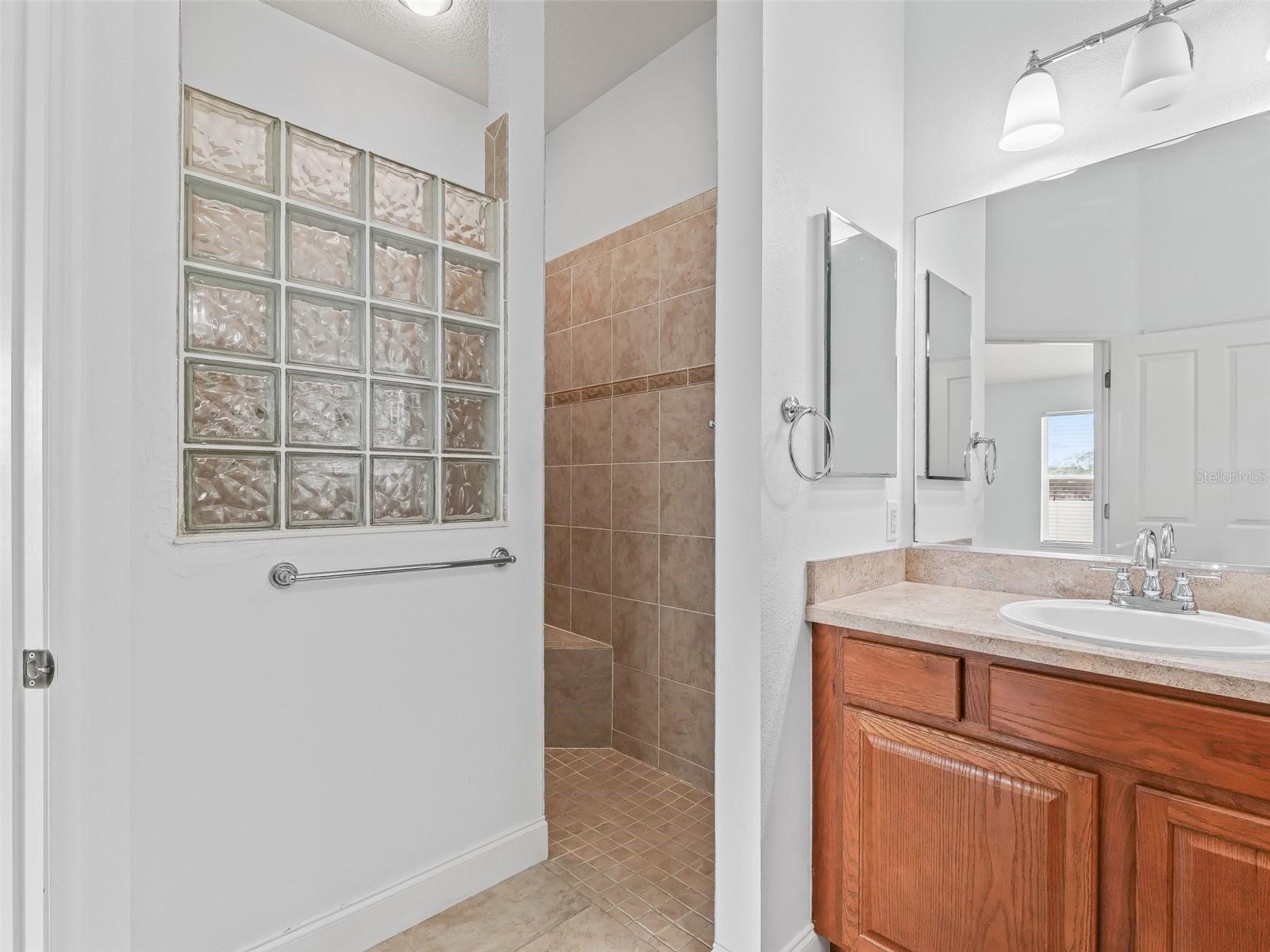 Listing photo id 20 for 12185 51st Circle