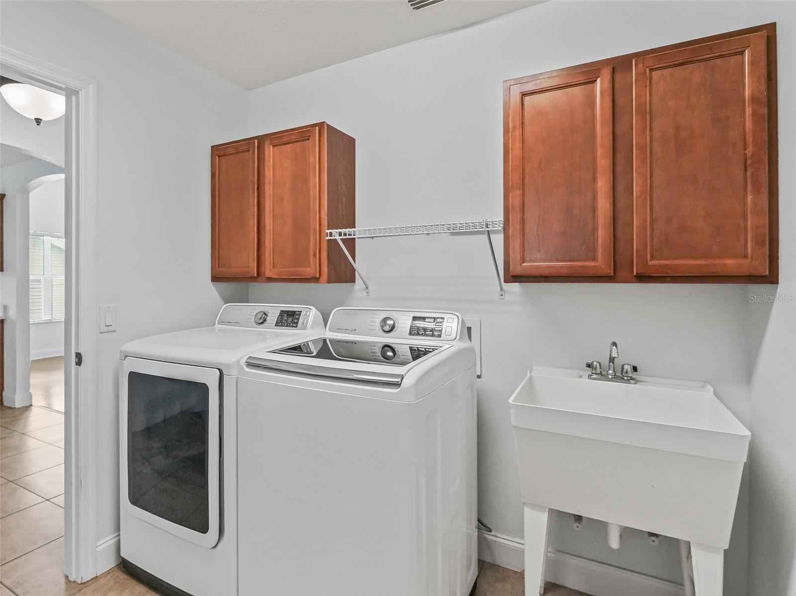 Listing photo id 26 for 12185 51st Circle