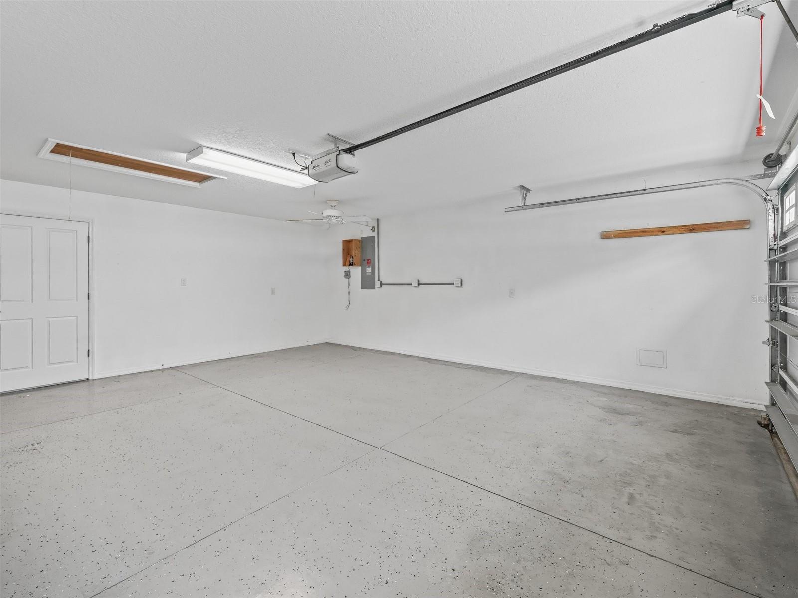 Listing photo id 27 for 12185 51st Circle