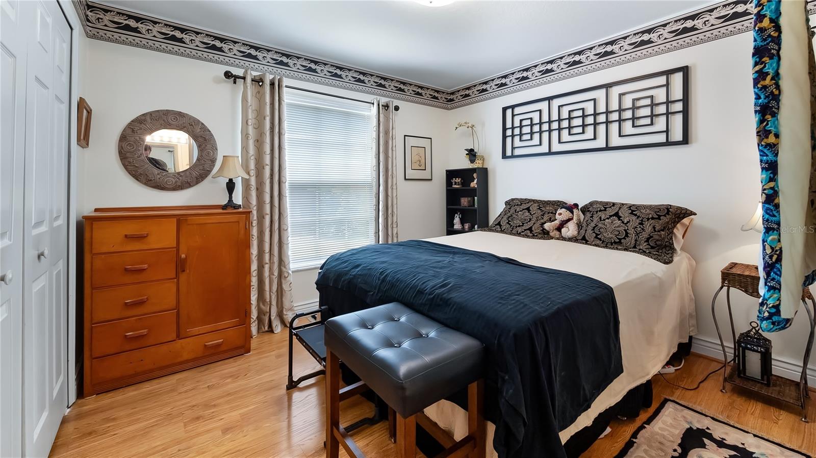 Image 13 of 39 For 11252 Rosehill Drive