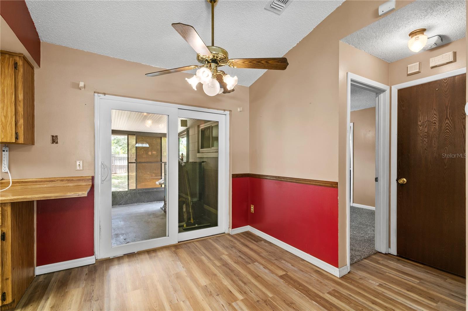 Image 5 of 27 For 461 Kee Street