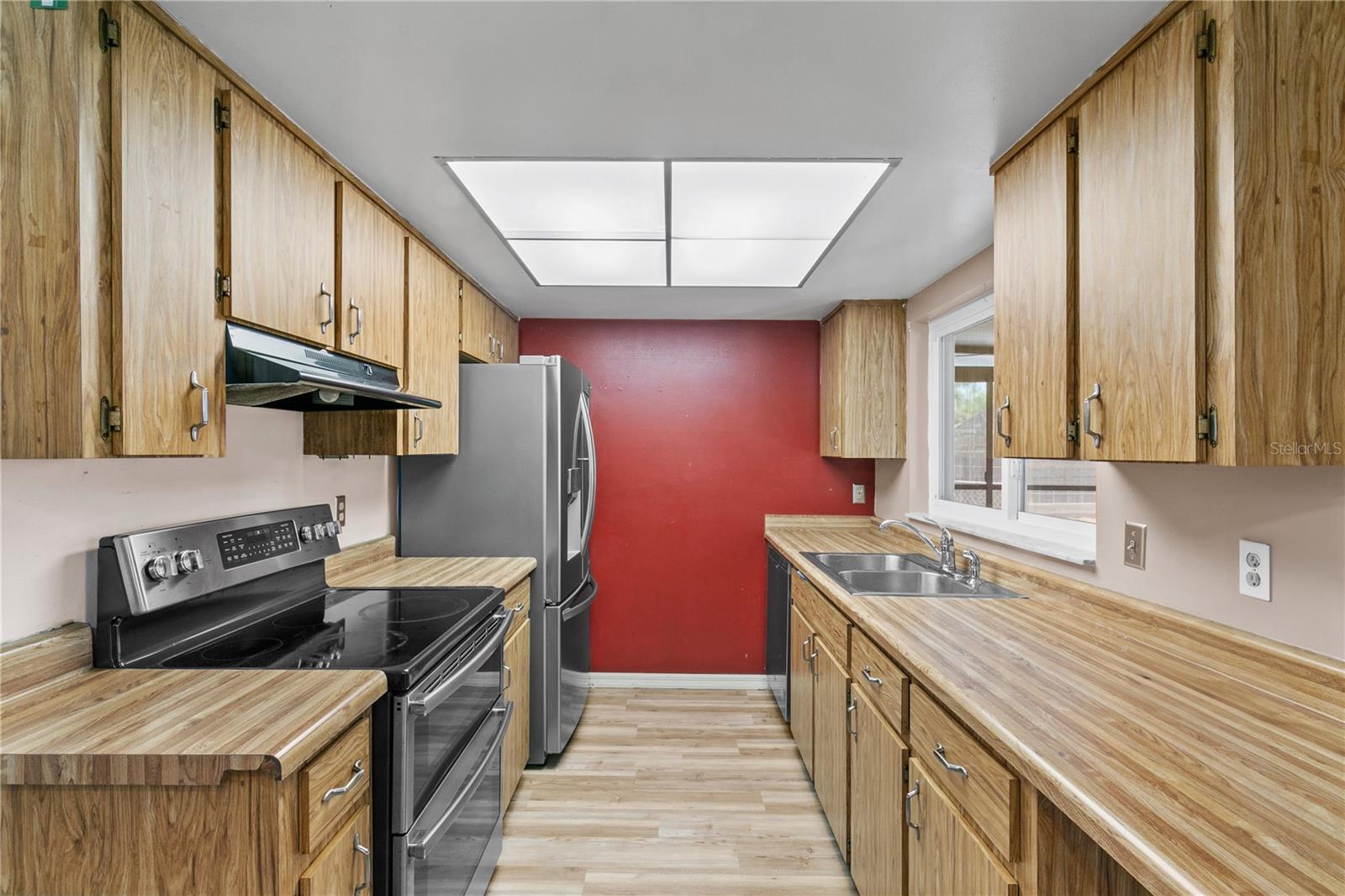 Image 7 of 27 For 461 Kee Street