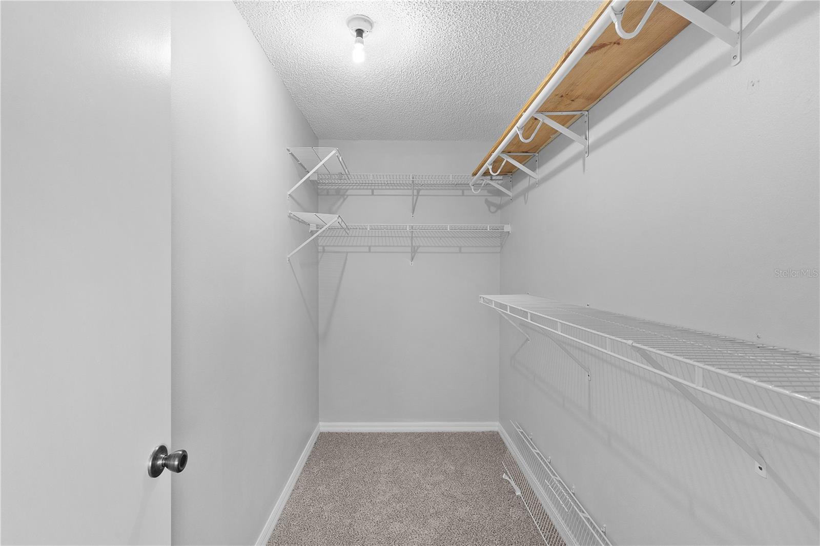 Image 17 of 41 For 807 Ramos Drive