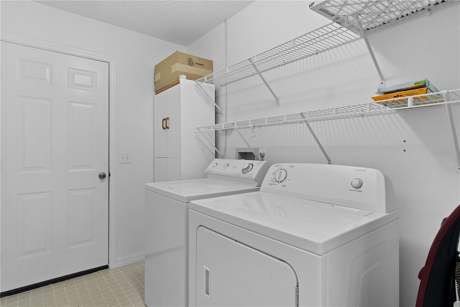 Image 25 of 41 For 807 Ramos Drive