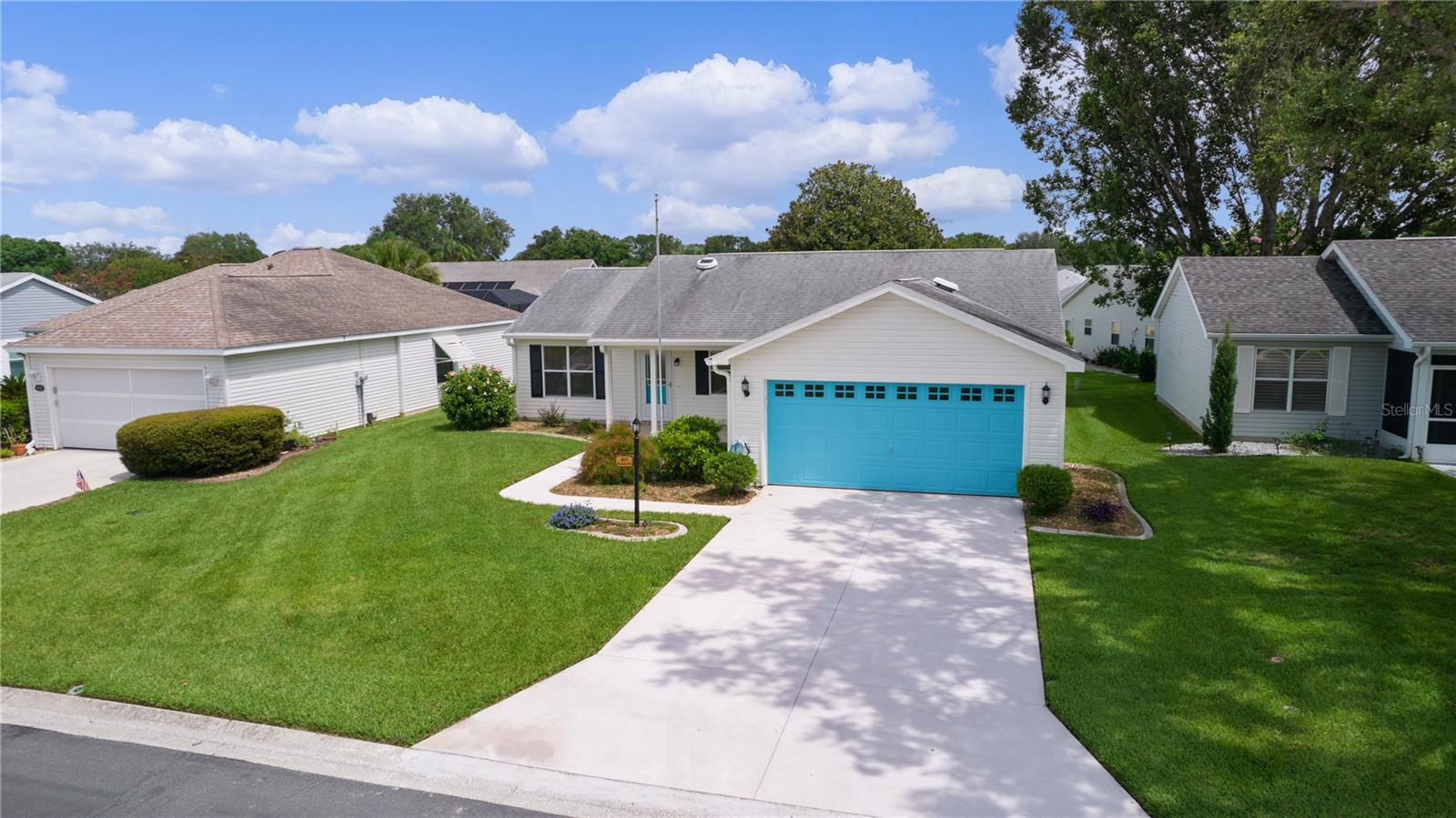Image 37 of 41 For 807 Ramos Drive