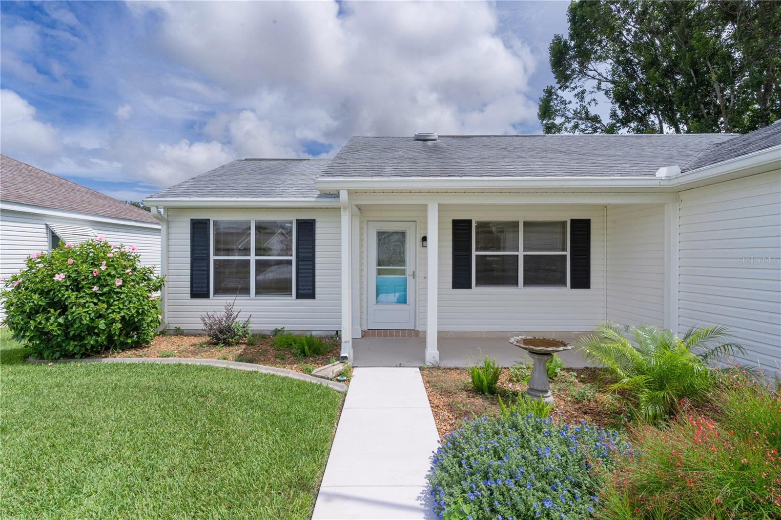 Image 4 of 41 For 807 Ramos Drive