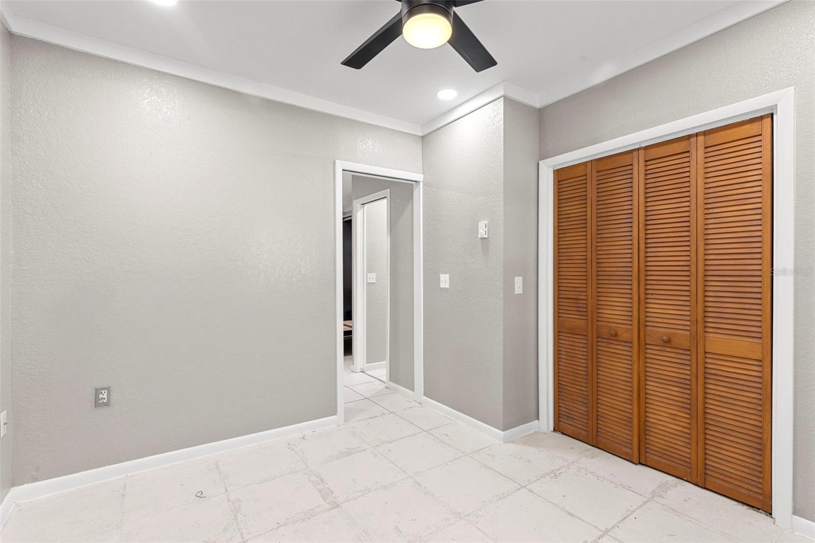 Image 40 of 55 For 1207 Charter Street