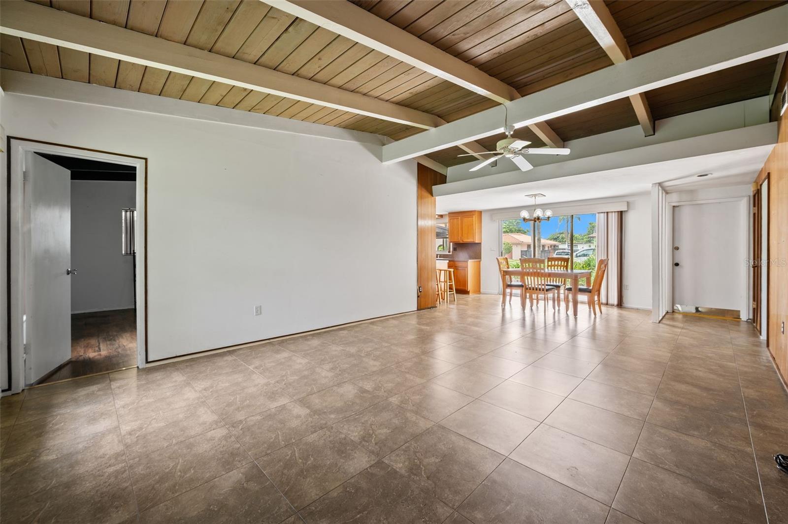 Image 15 of 35 For 138 52nd Street