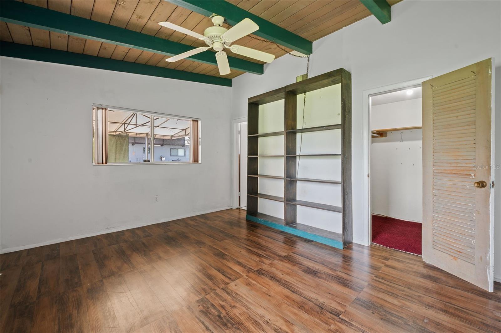 Image 21 of 35 For 138 52nd Street