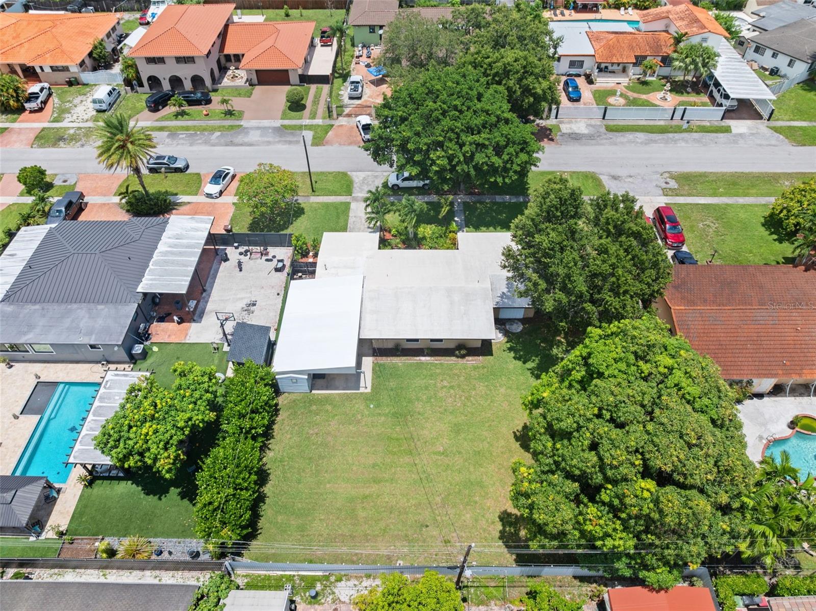 Image 3 of 35 For 138 52nd Street
