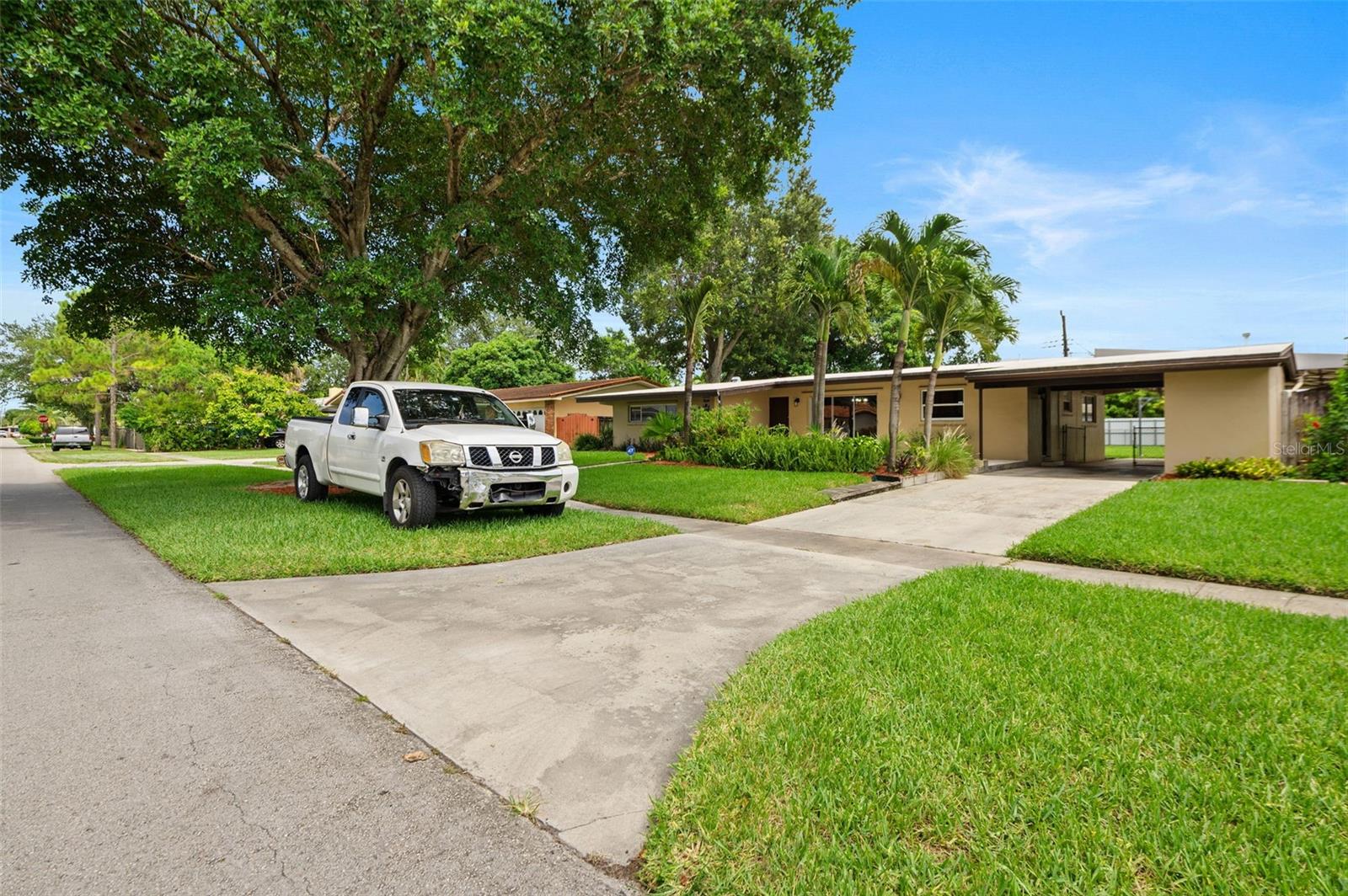 Image 6 of 35 For 138 52nd Street