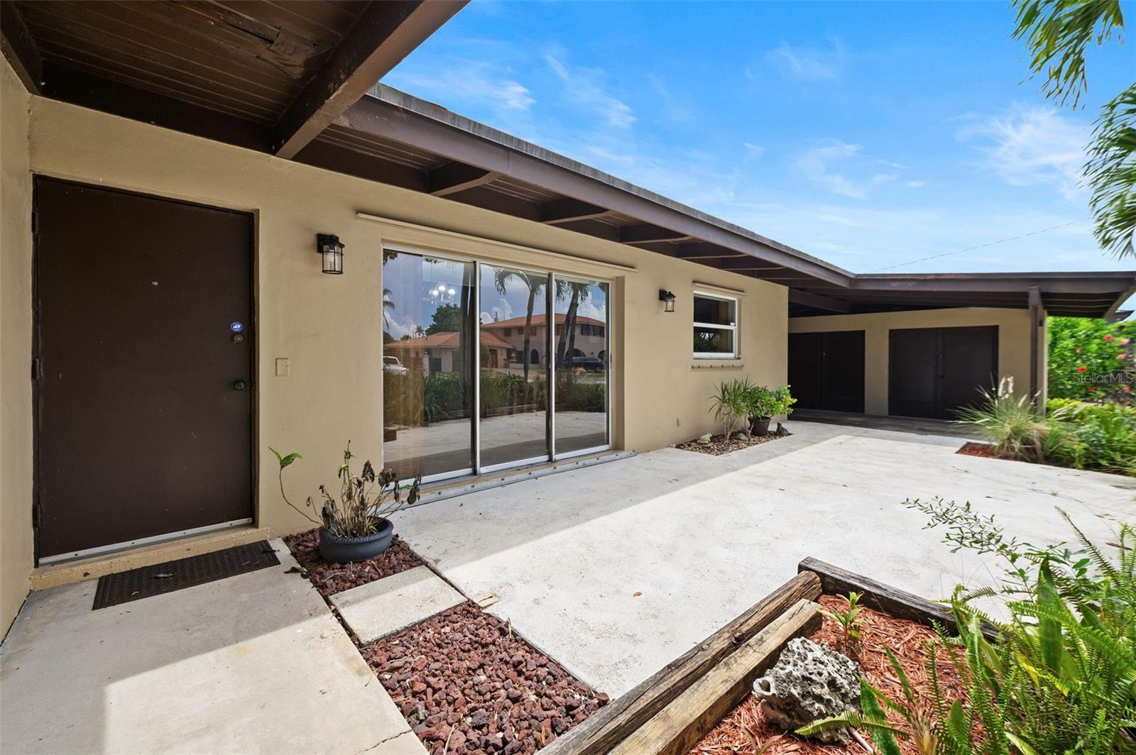 Image 8 of 35 For 138 52nd Street