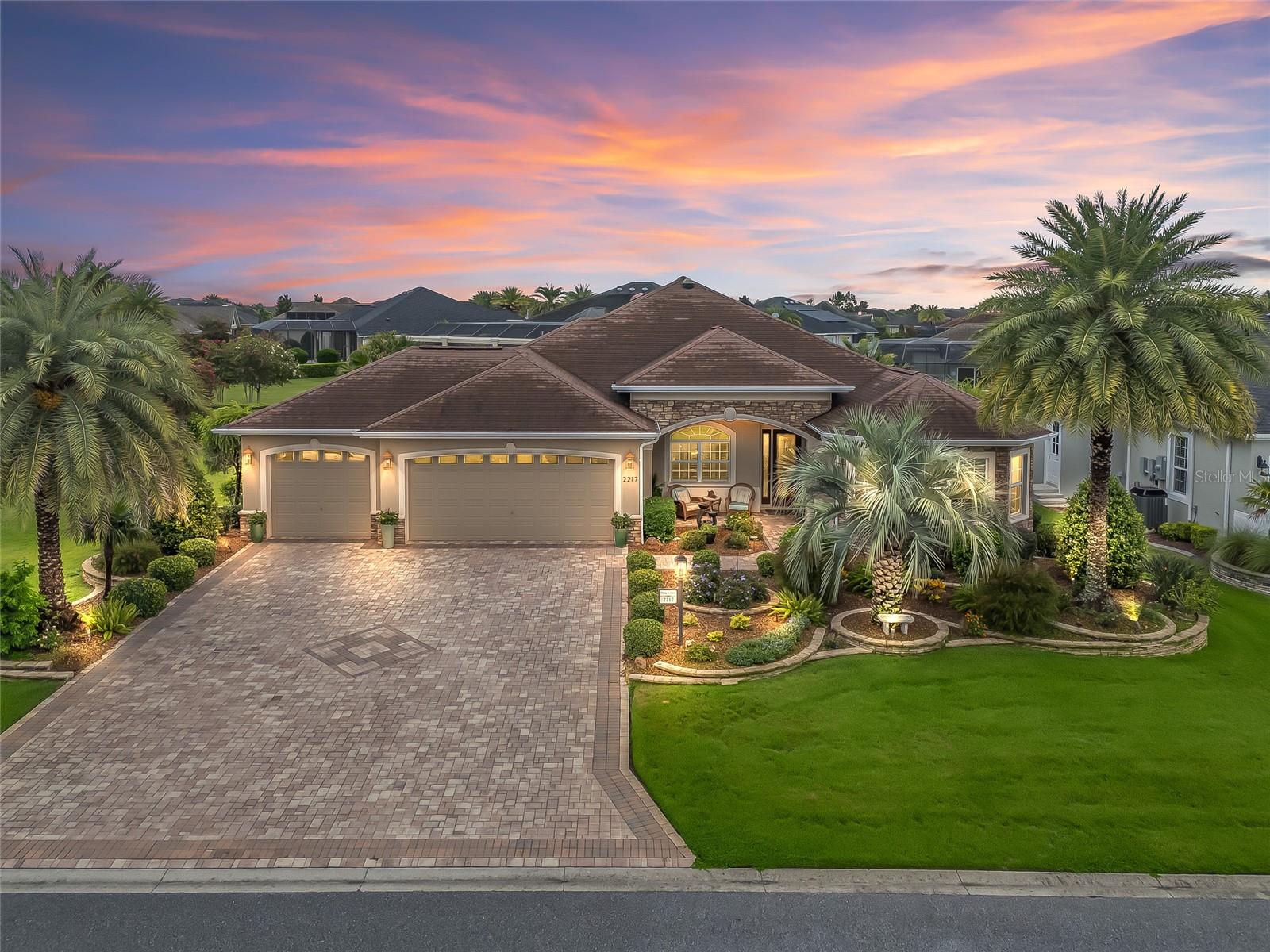 Details for 2217 Isleworth Circle, THE VILLAGES, FL 32163