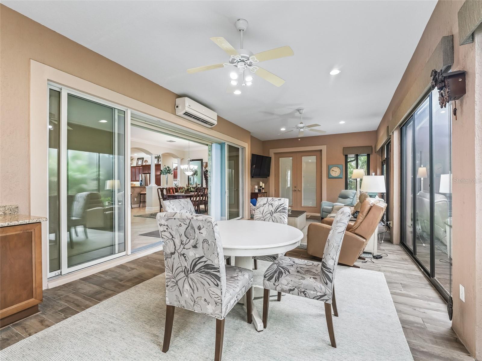 Image 35 of 59 For 2217 Isleworth Circle