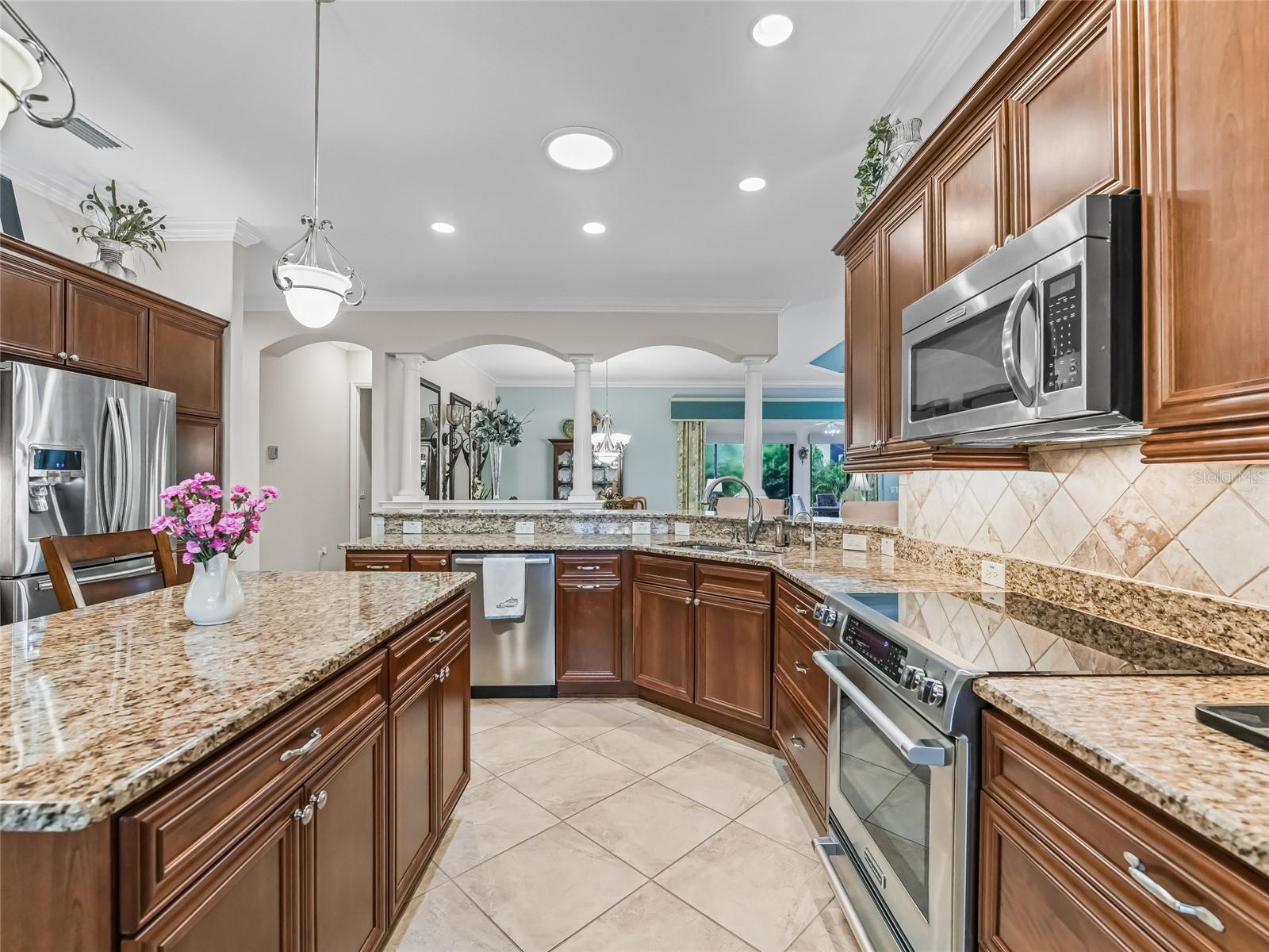 Image 4 of 59 For 2217 Isleworth Circle