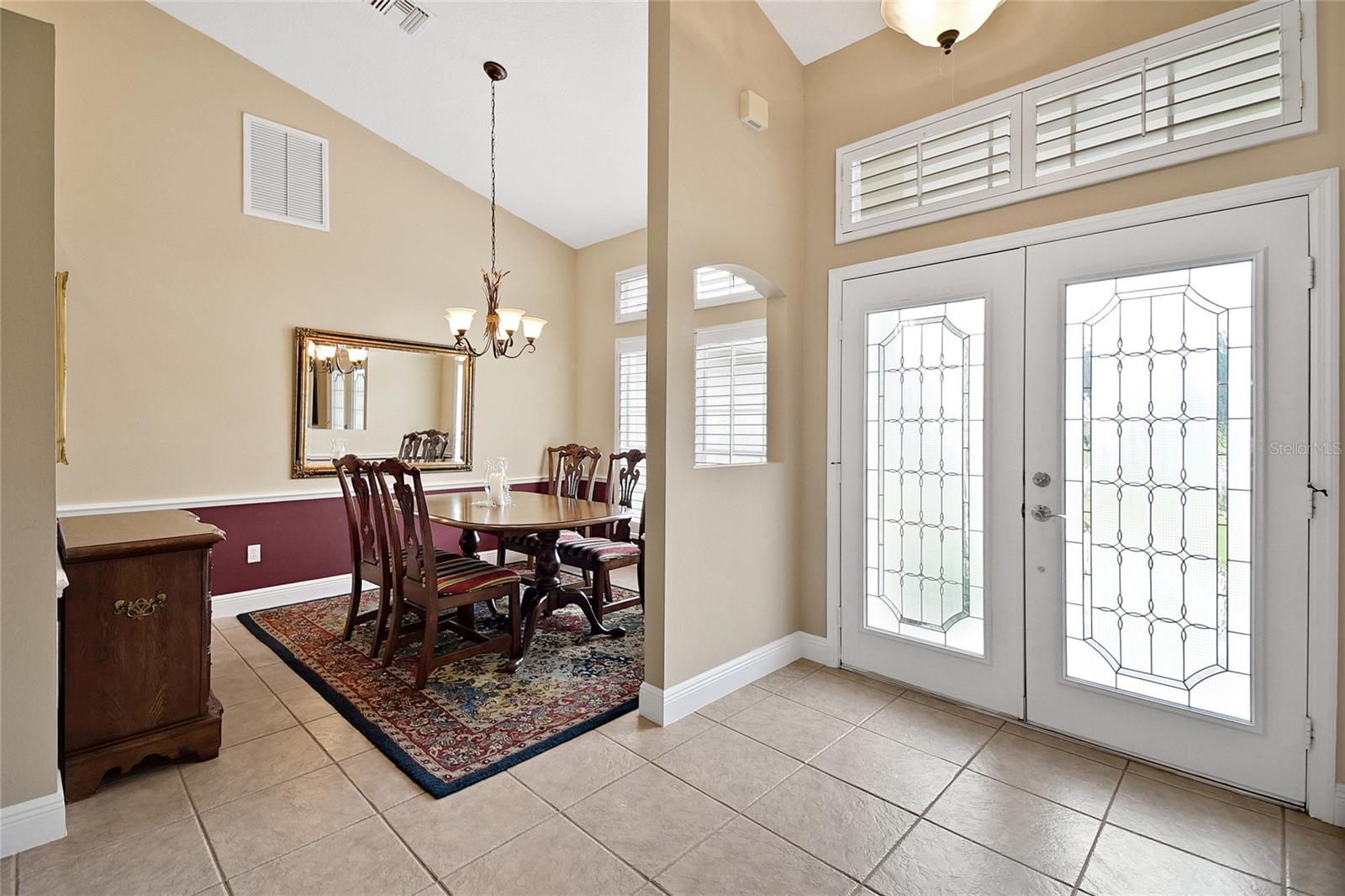Image 11 of 50 For 5349 Grove Manor