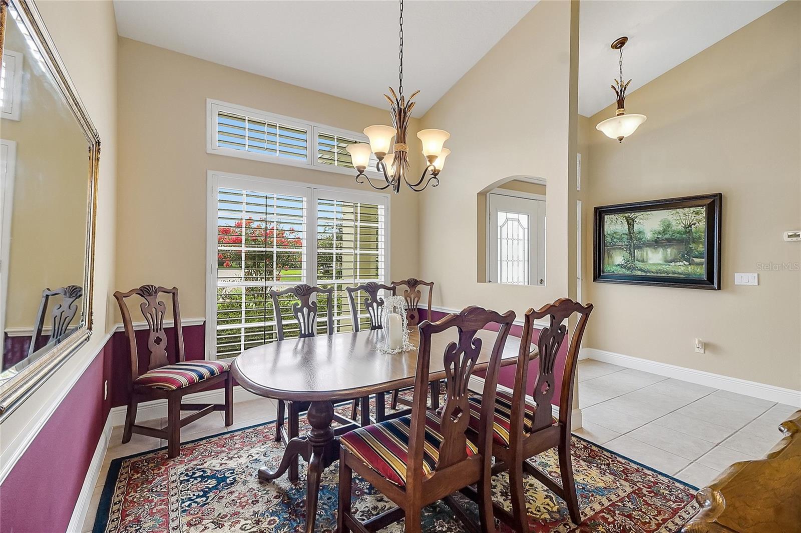 Image 13 of 50 For 5349 Grove Manor