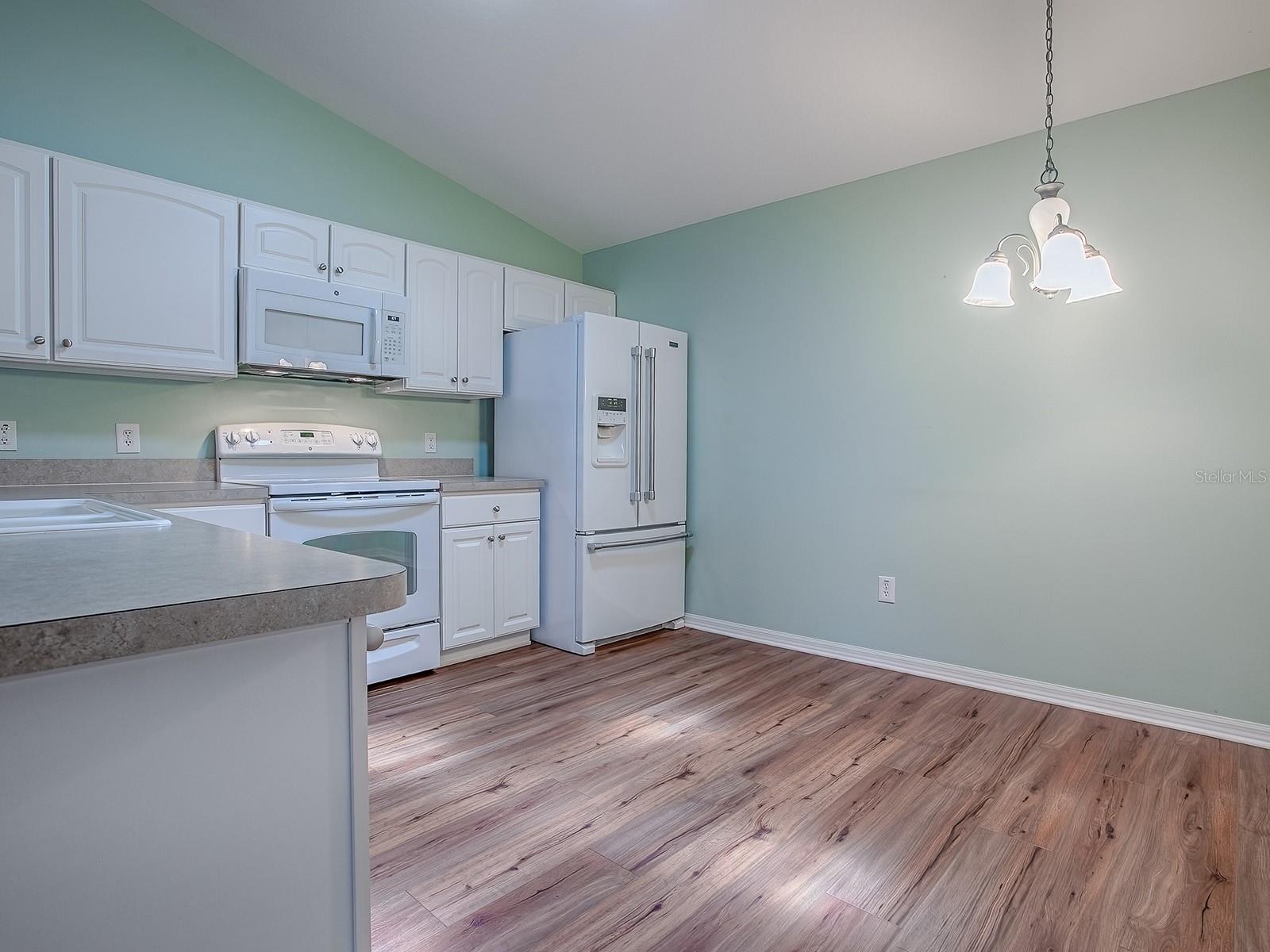 Image 24 of 45 For 1001 Greyford Lane