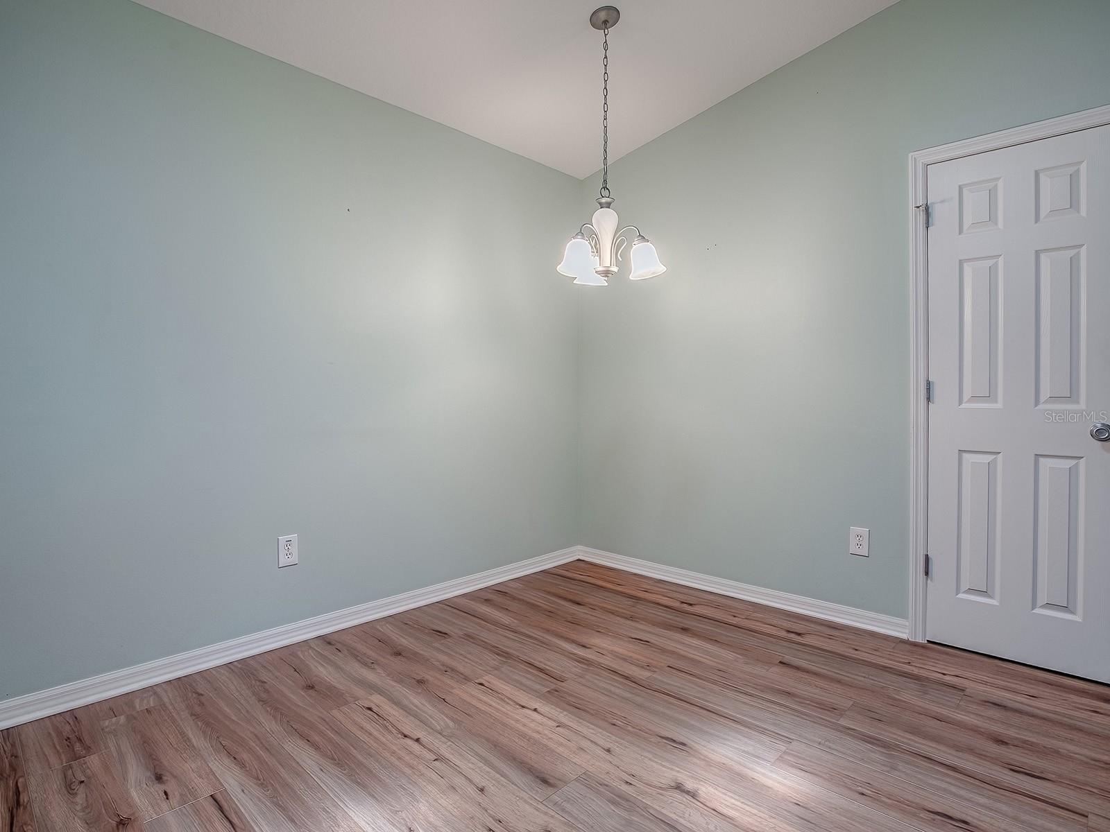 Image 25 of 45 For 1001 Greyford Lane