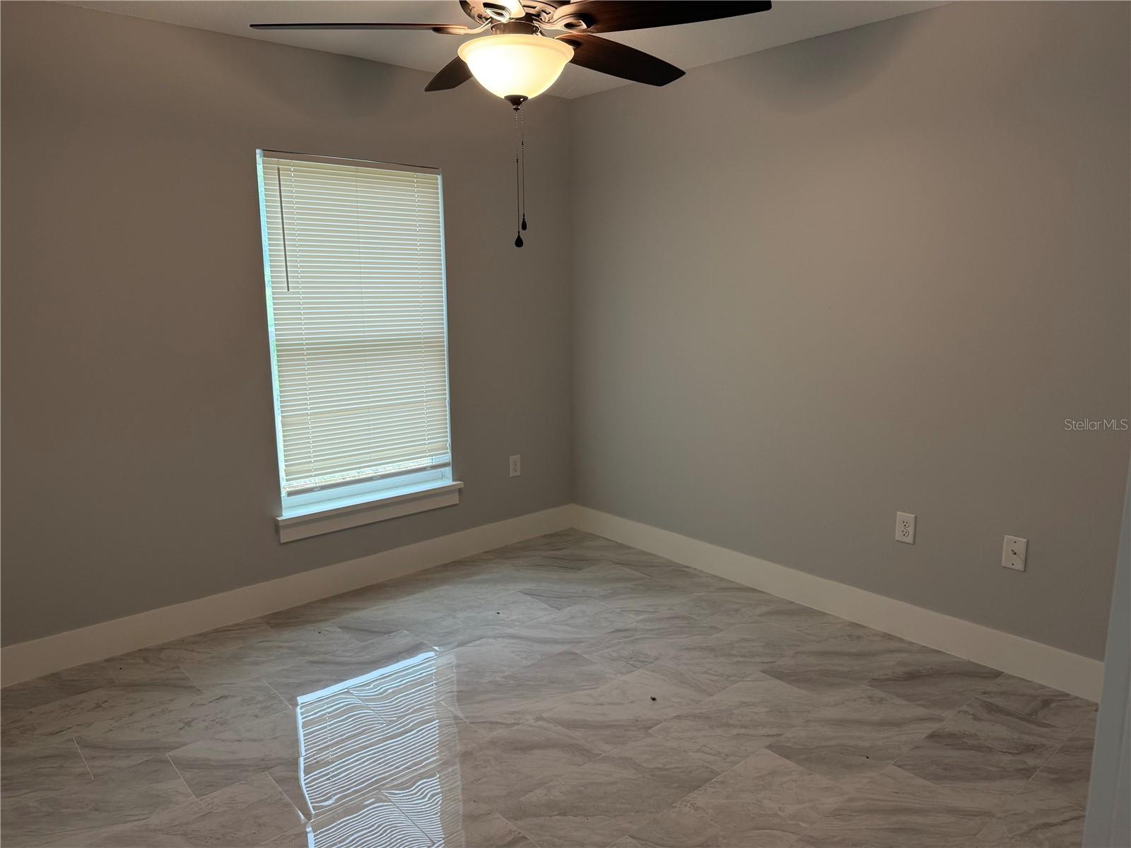 Image 21 of 25 For 15185 61st Court