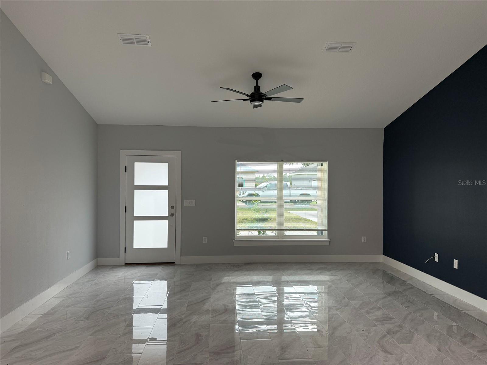 Image 6 of 25 For 15185 61st Court