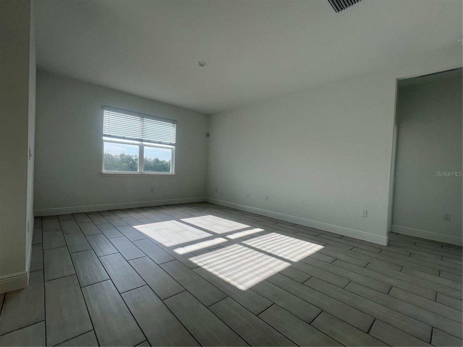 Image 11 of 24 For 2324 Juniper Berry Drive