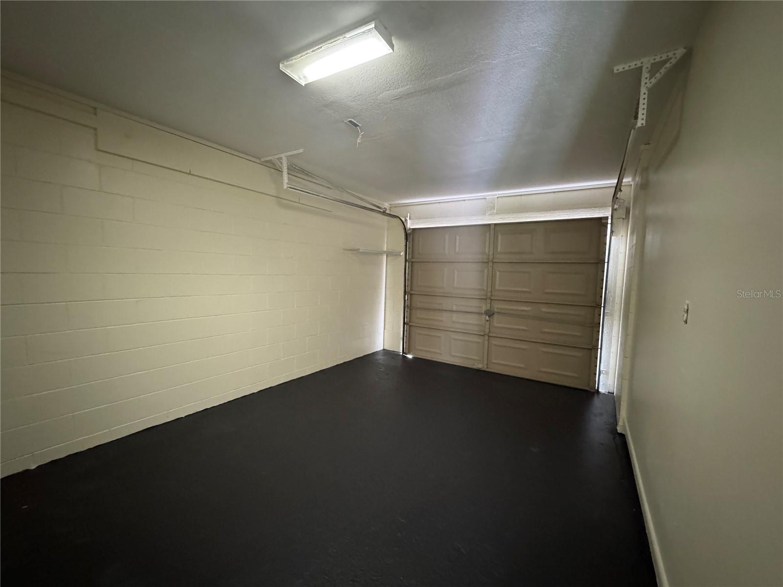 Image 9 of 9 For 661 Juniata Street 665