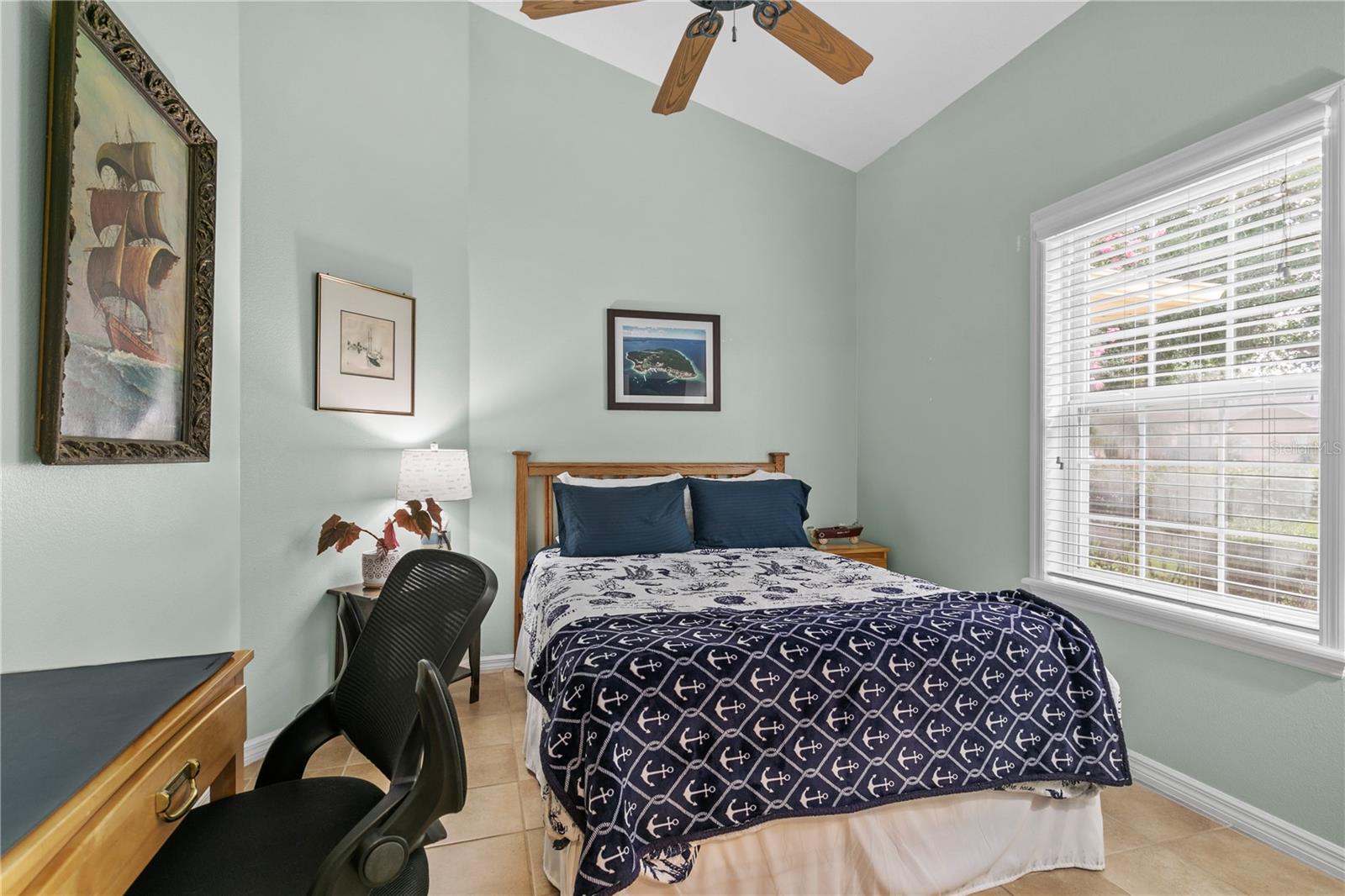 Image 16 of 54 For 13545 Oak Bend Drive