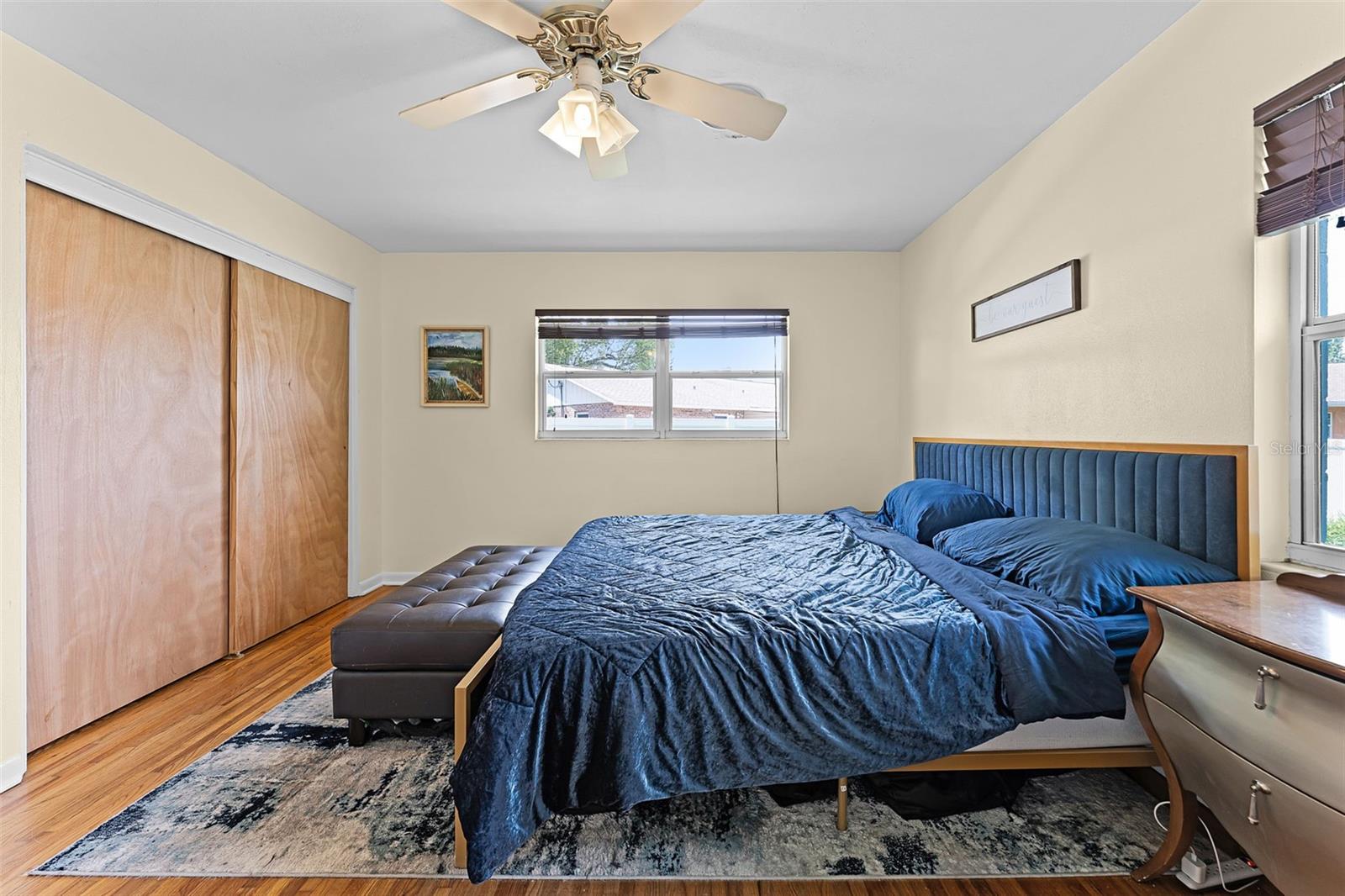 Image 19 of 52 For 703 Hawley Street