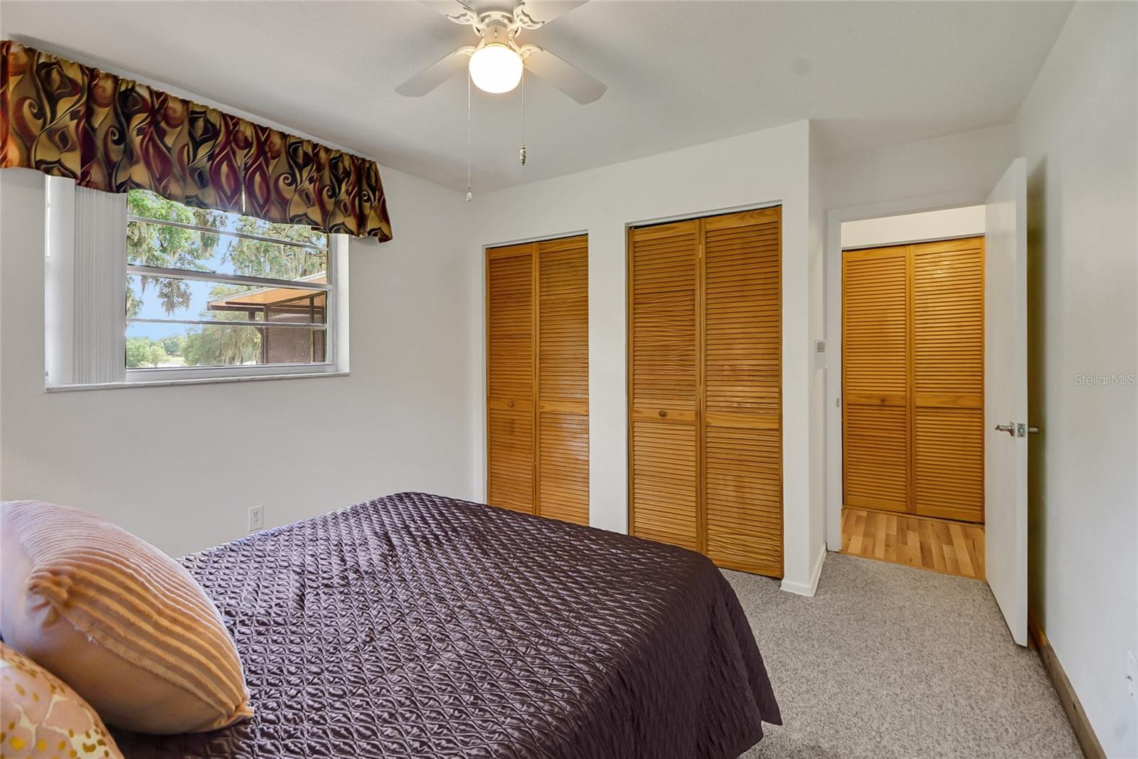 Image 30 of 78 For 2400 Lake Griffin Road