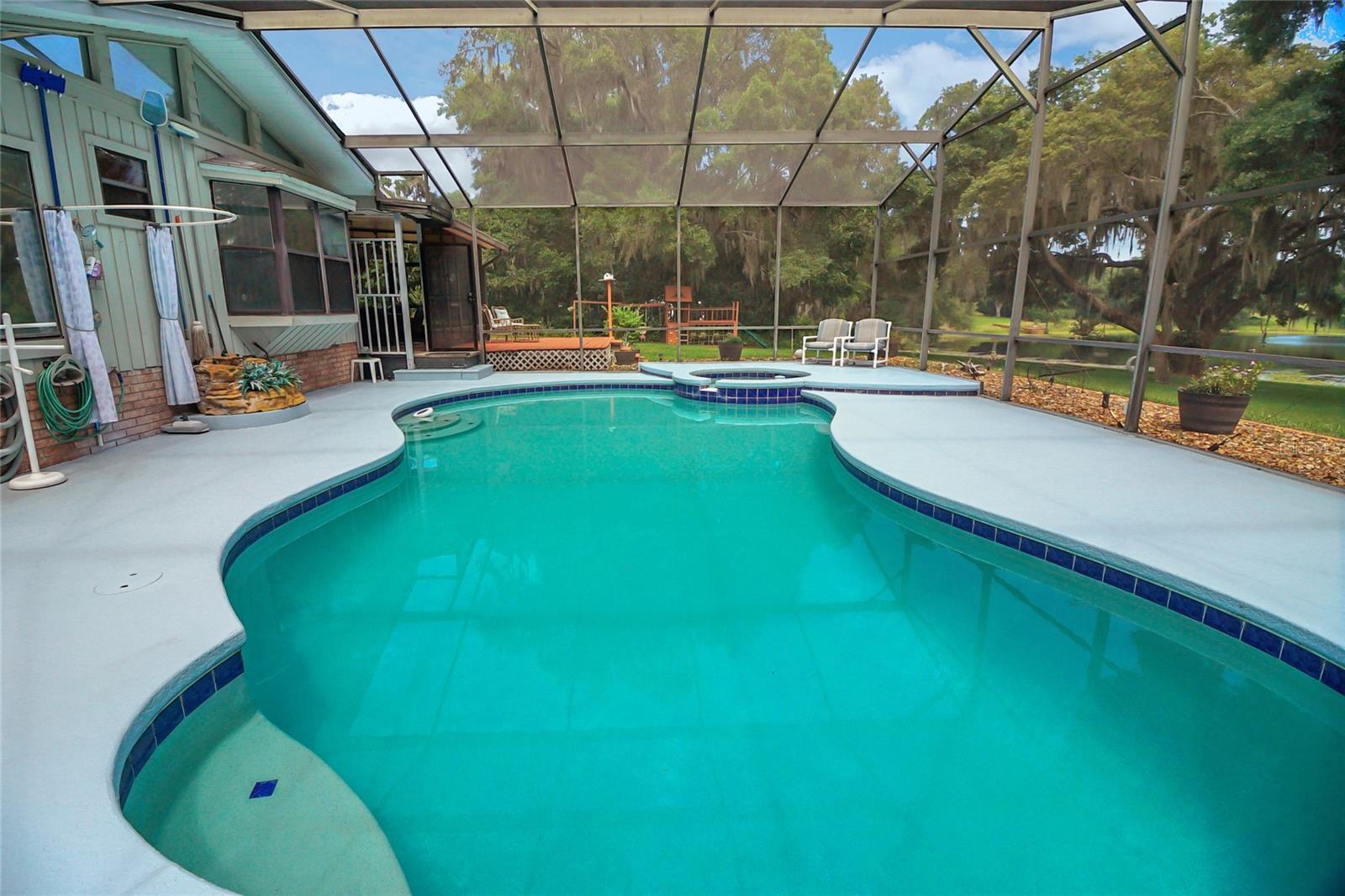 Image 68 of 78 For 2400 Lake Griffin Road