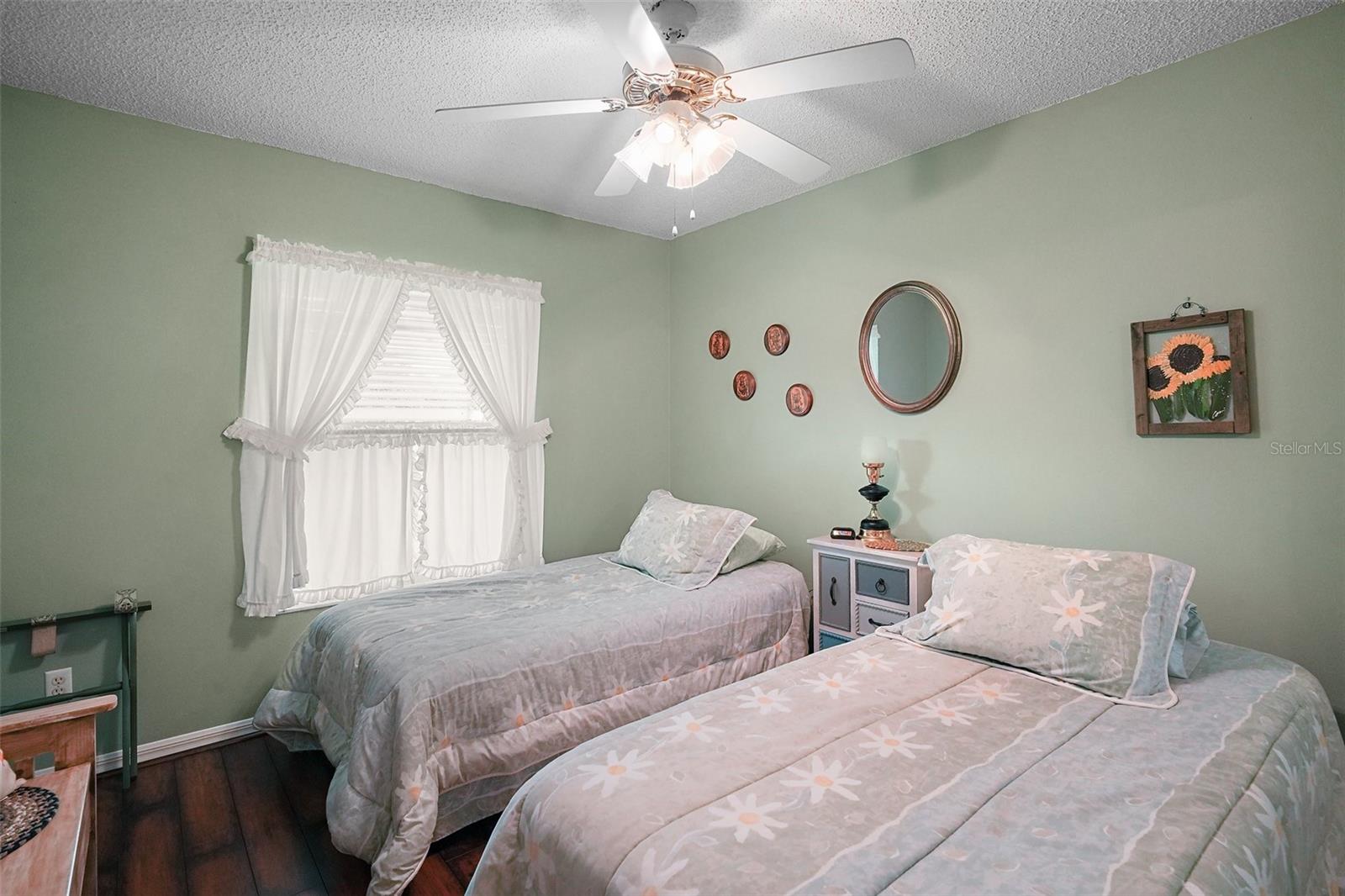 Image 22 of 25 For 4514 River Ridge Drive